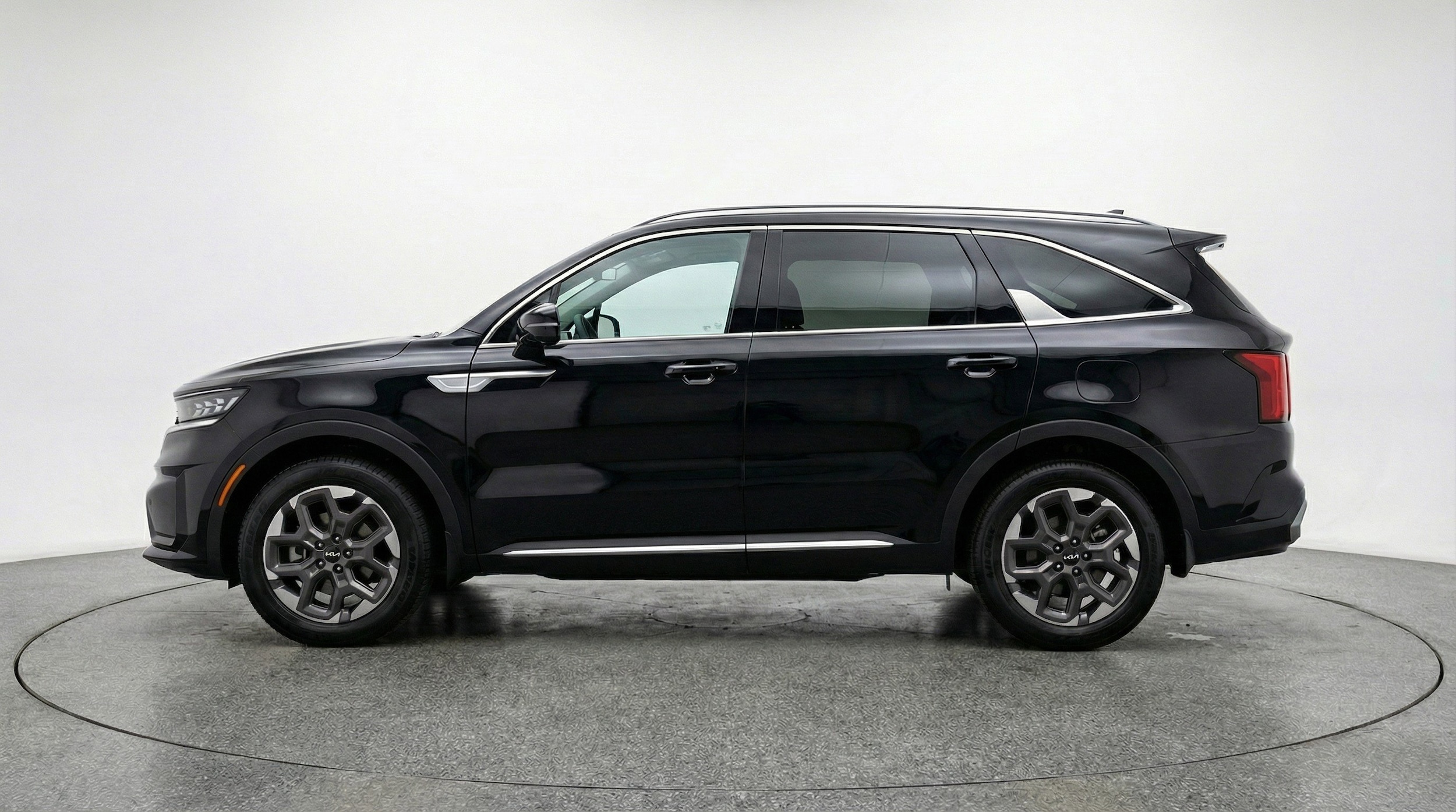 Thumbnail: 2024 Kia Sorento - 5