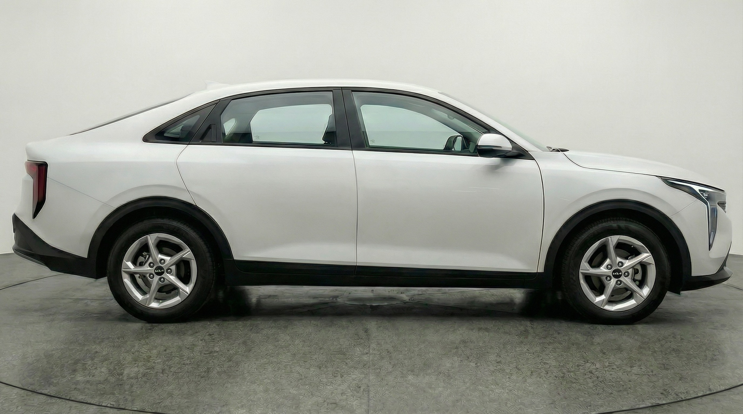 Thumbnail: 2025 Kia K4 - 8