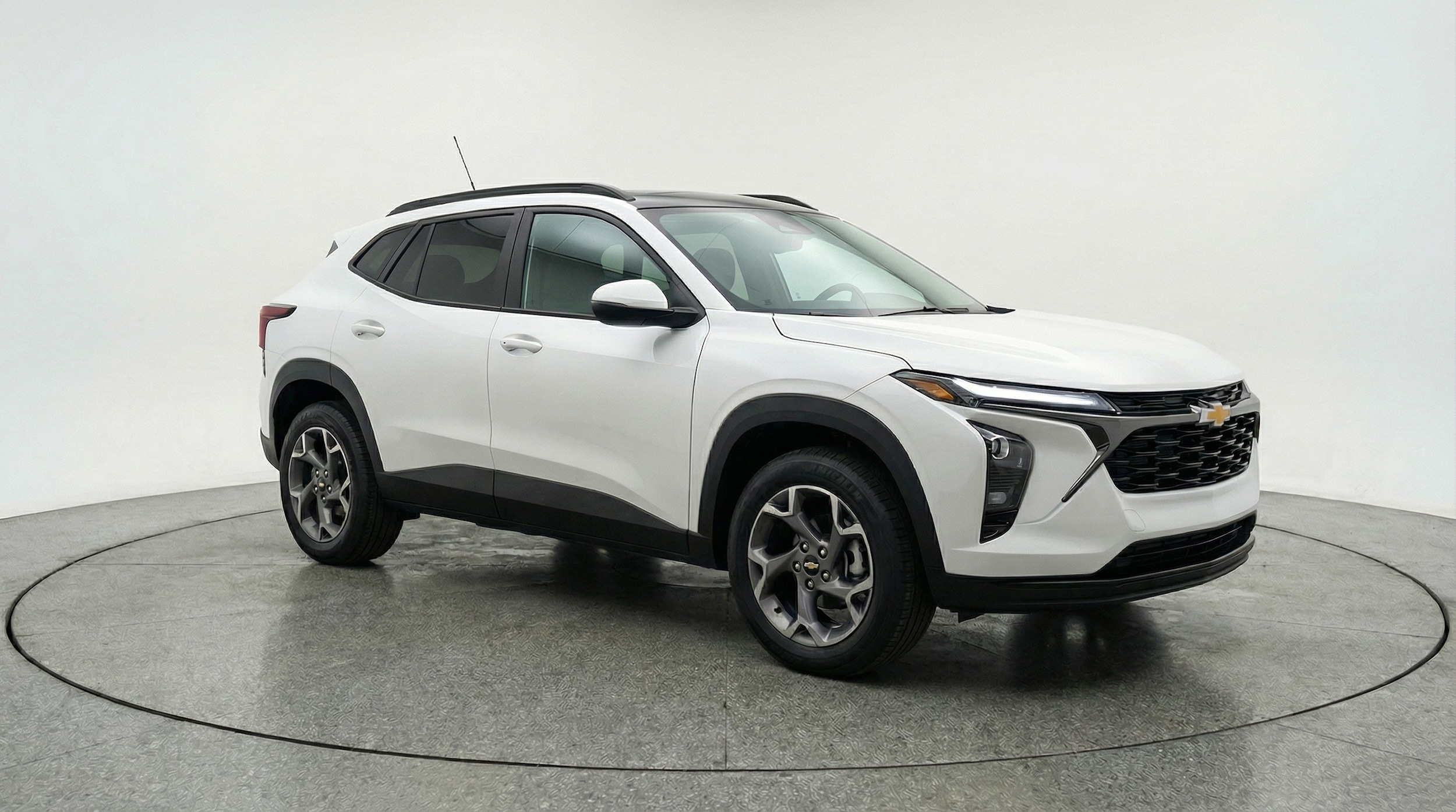 Thumbnail: 2025 Chevrolet Trax - 1