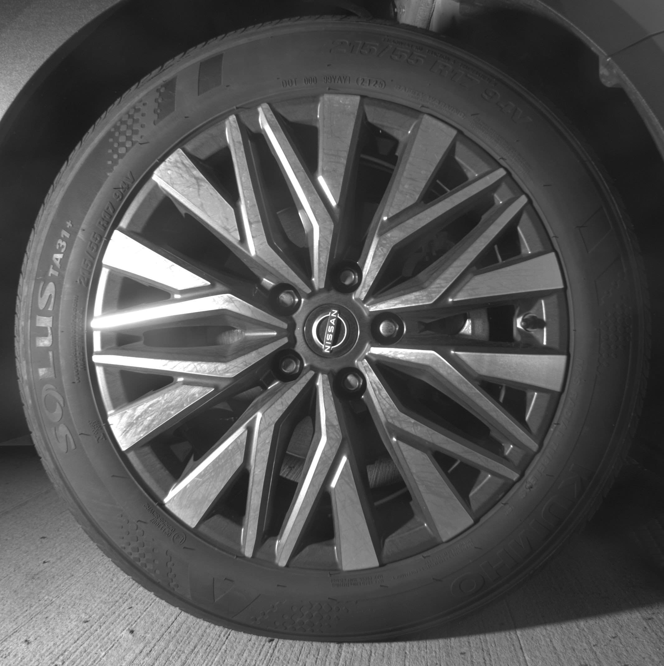 Thumbnail: 2025 Nissan Altima - 13