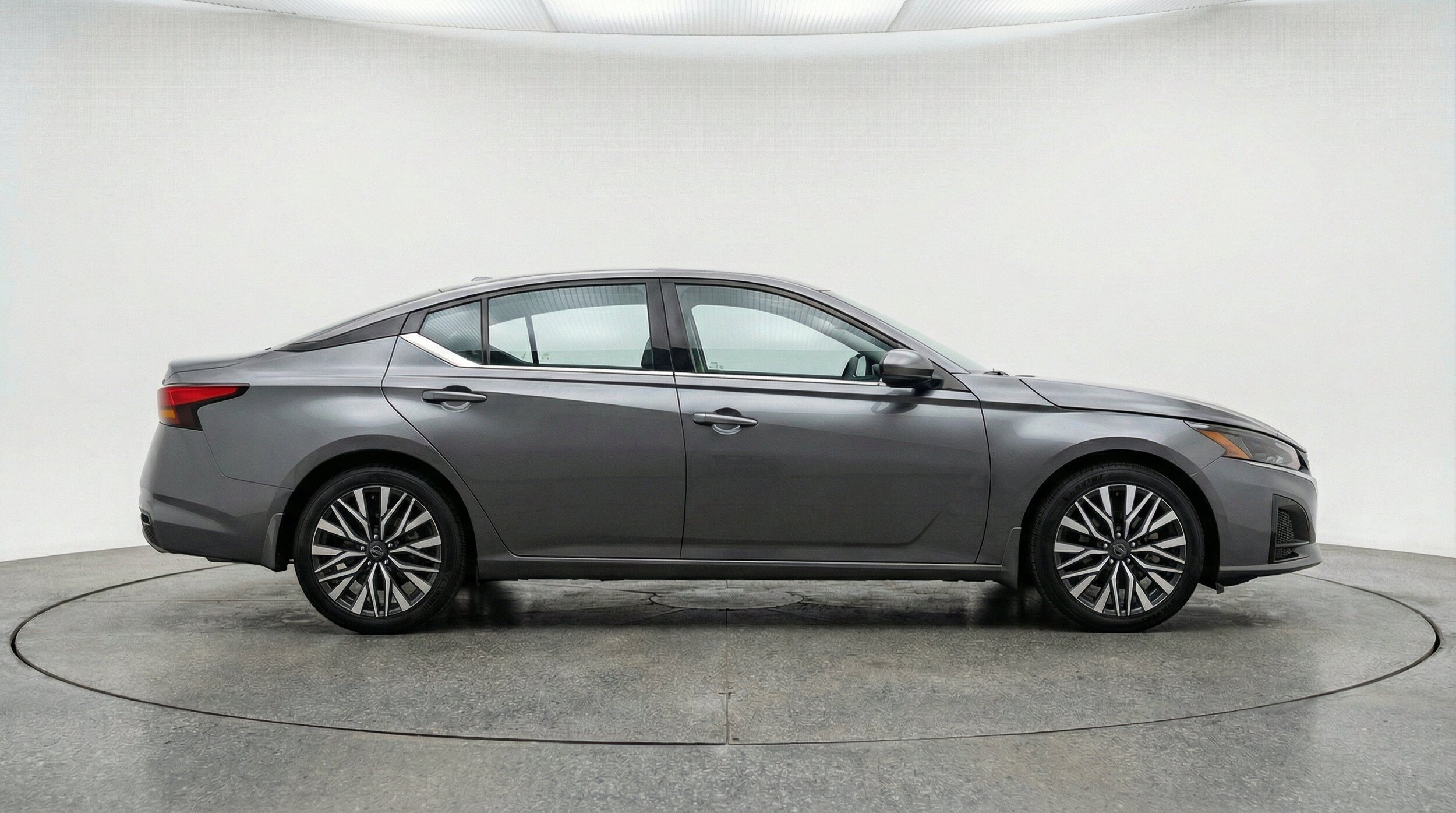 Thumbnail: 2025 Nissan Altima - 11