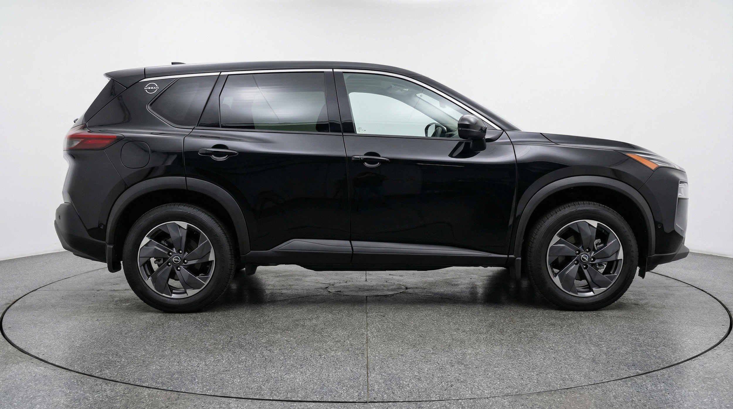 Thumbnail: 2025 Nissan Rogue - 11