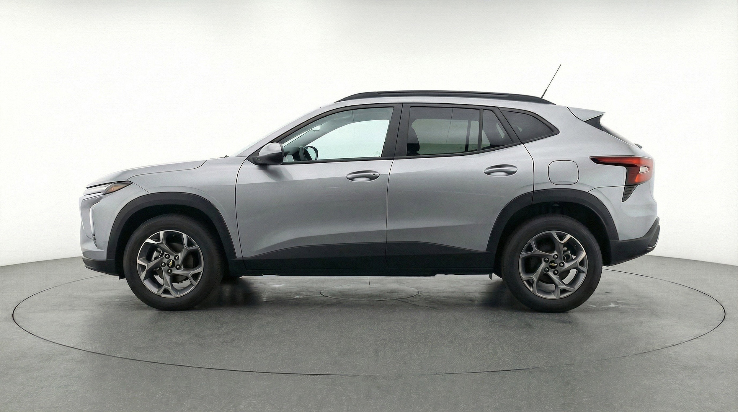 Thumbnail: 2025 Chevrolet Trax - 5