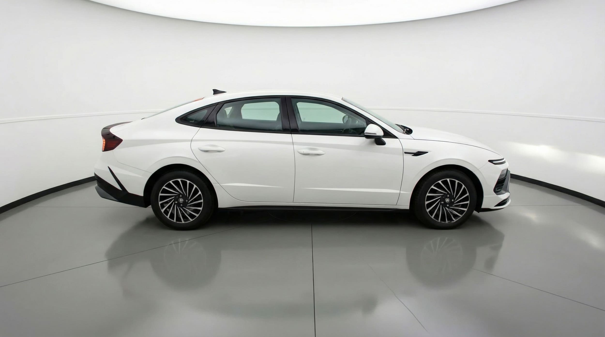 Thumbnail: 2025 Hyundai Sonata - 8