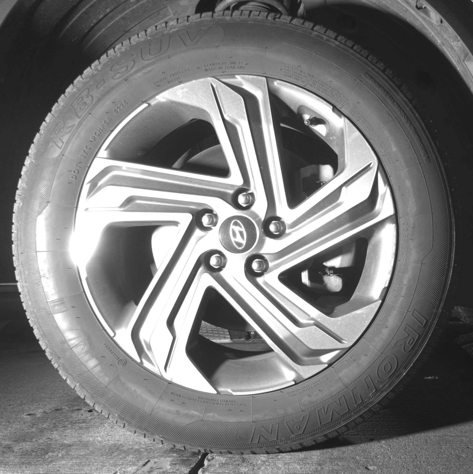 Thumbnail: 2023 Hyundai Santa Fe - 13