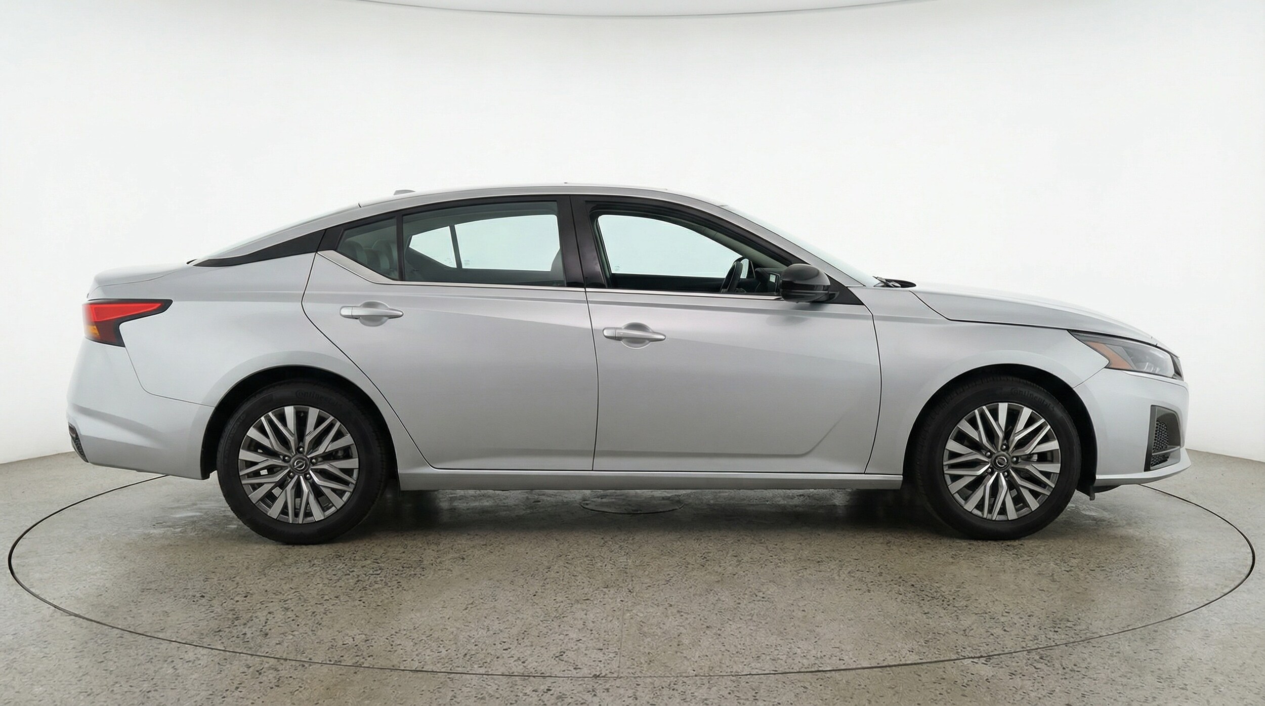 Thumbnail: 2025 Nissan Altima - 4