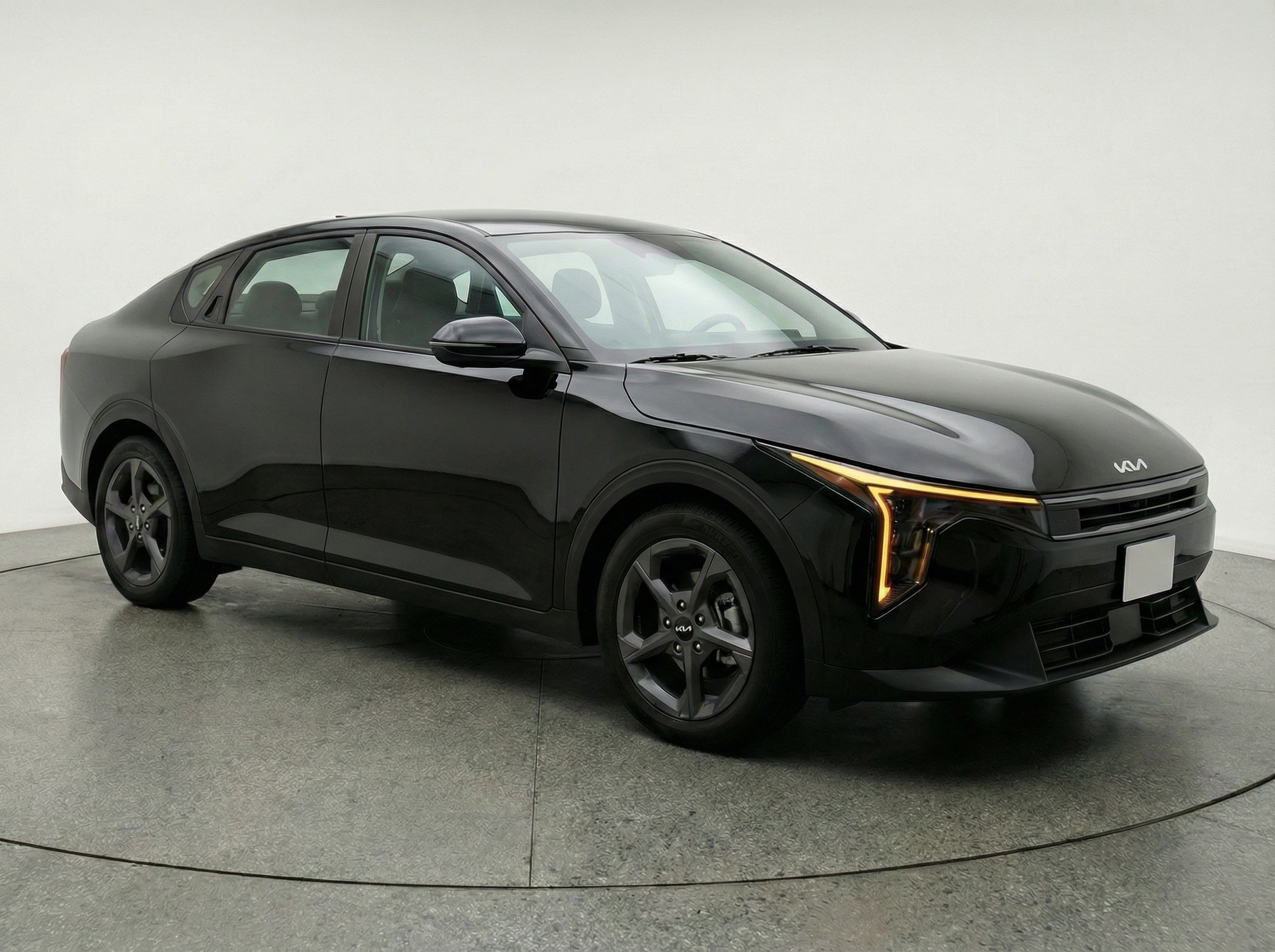 Thumbnail: 2025 Kia K4 - 1