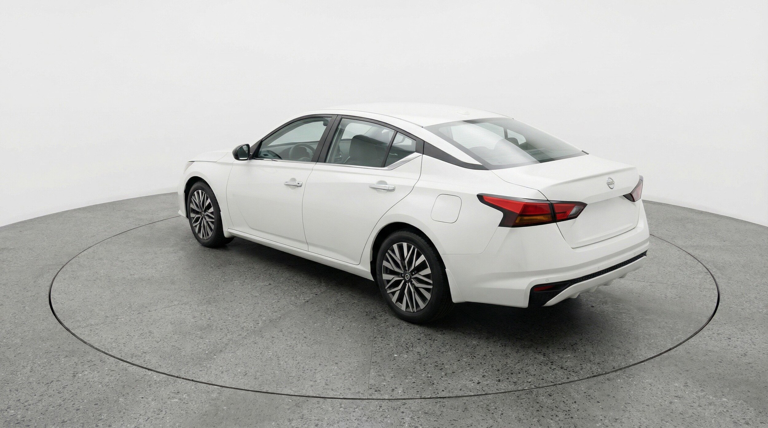 Thumbnail: 2025 Nissan Altima - 6