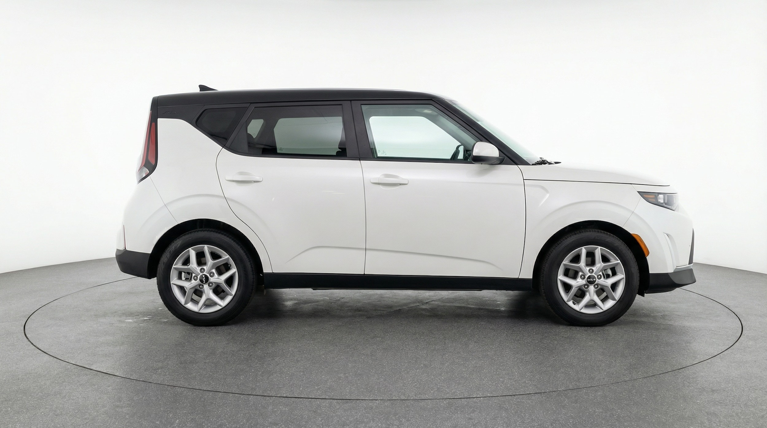 Thumbnail: 2025 Kia Soul - 8