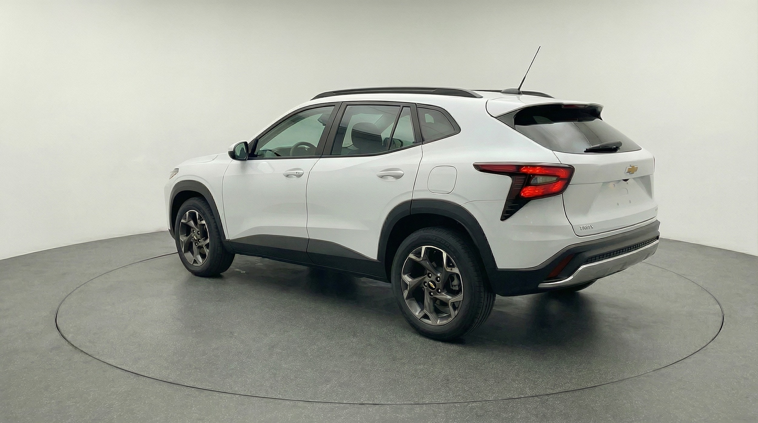 Thumbnail: 2025 Chevrolet Trax - 5