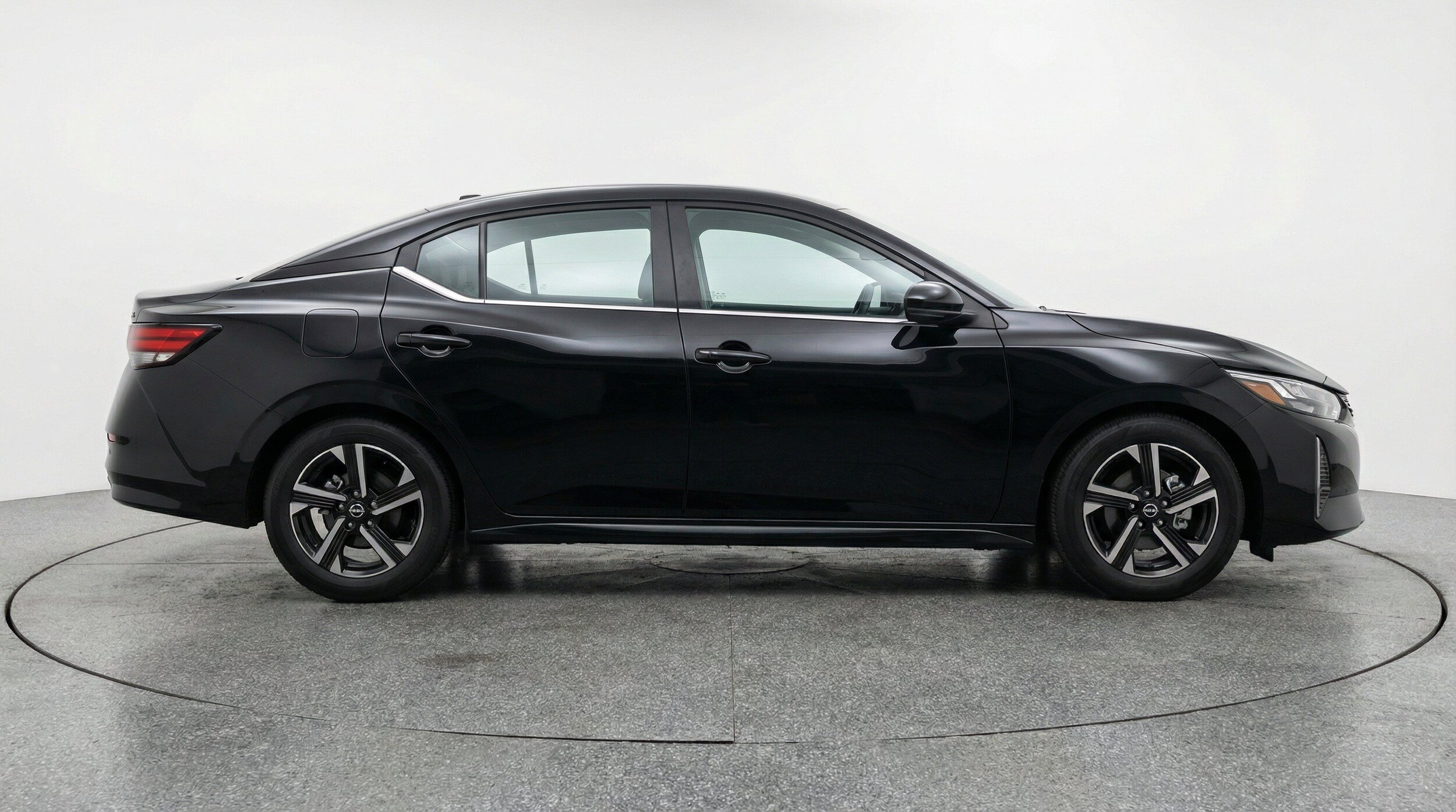 Thumbnail: 2025 Nissan Sentra - 11