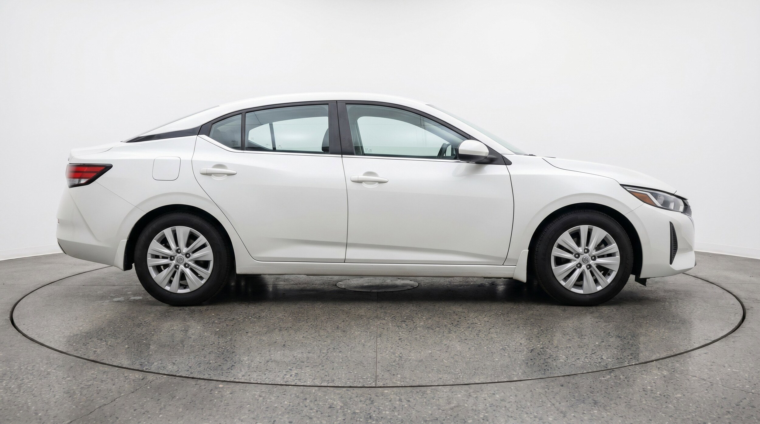 Thumbnail: 2025 Nissan Sentra - 11
