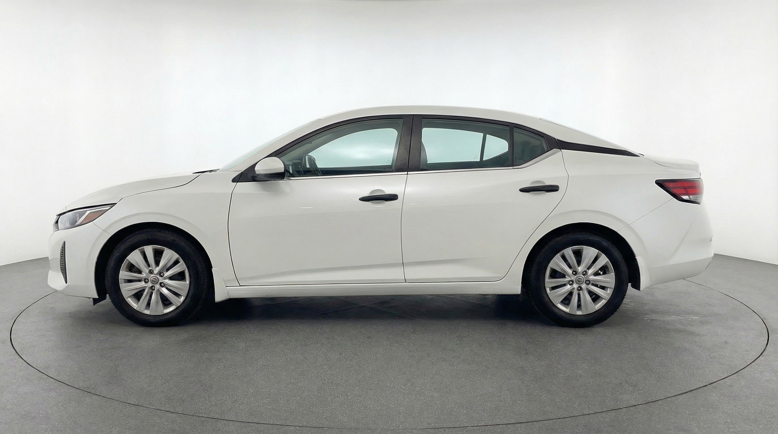 Thumbnail: 2025 Nissan Sentra - 5