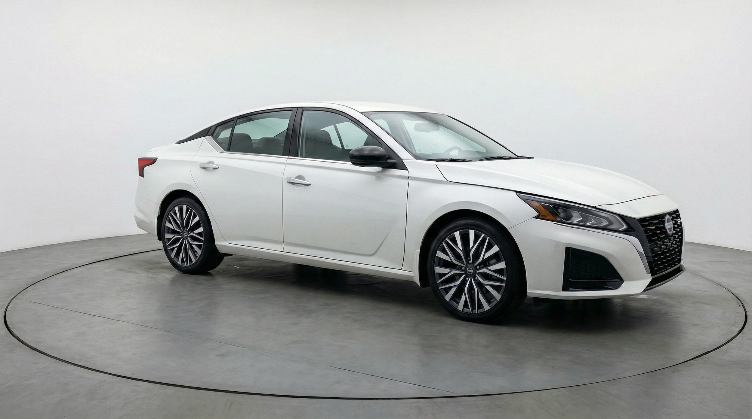 Thumbnail: 2025 Nissan Altima - 1