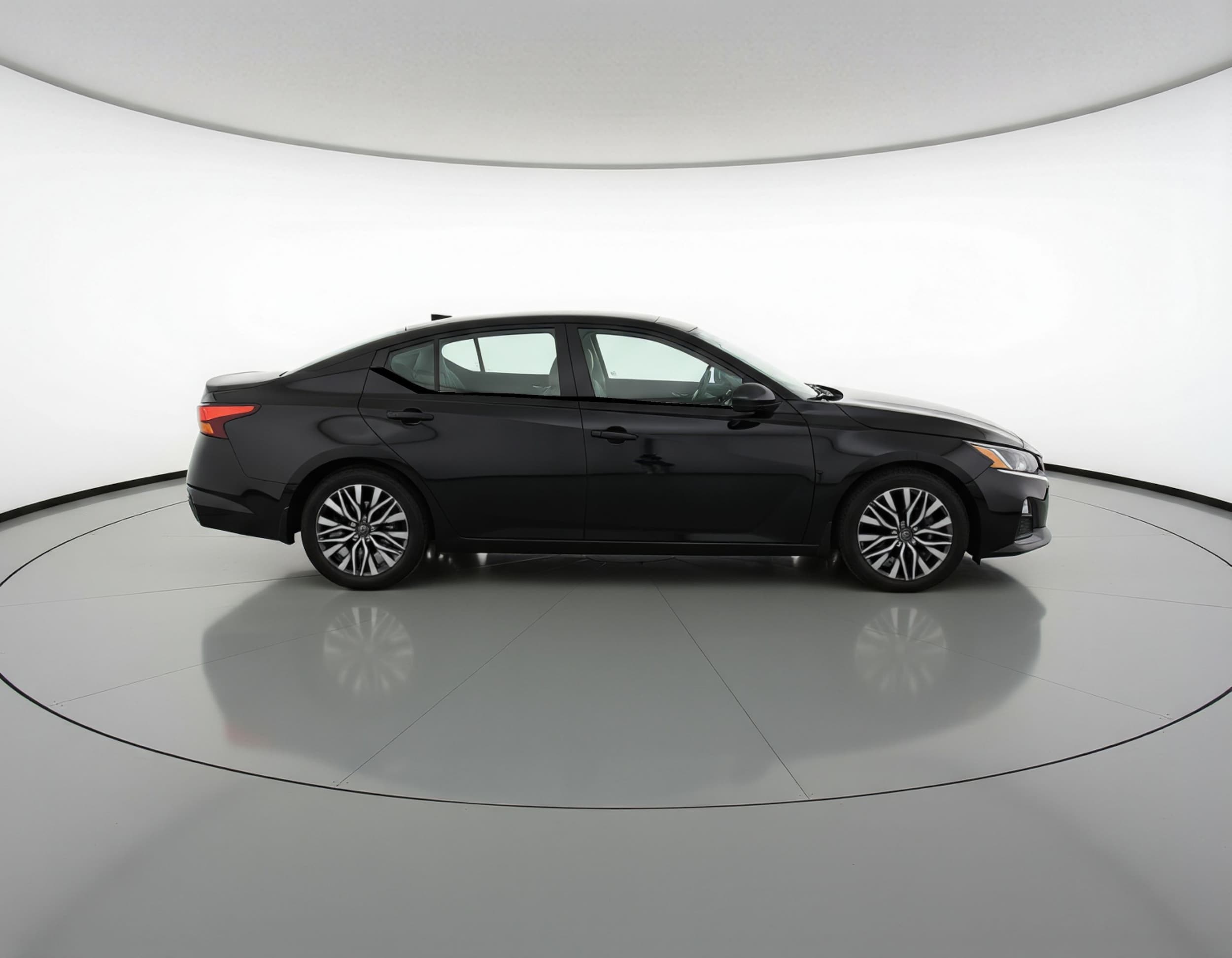 Thumbnail: 2025 Nissan Altima - 8