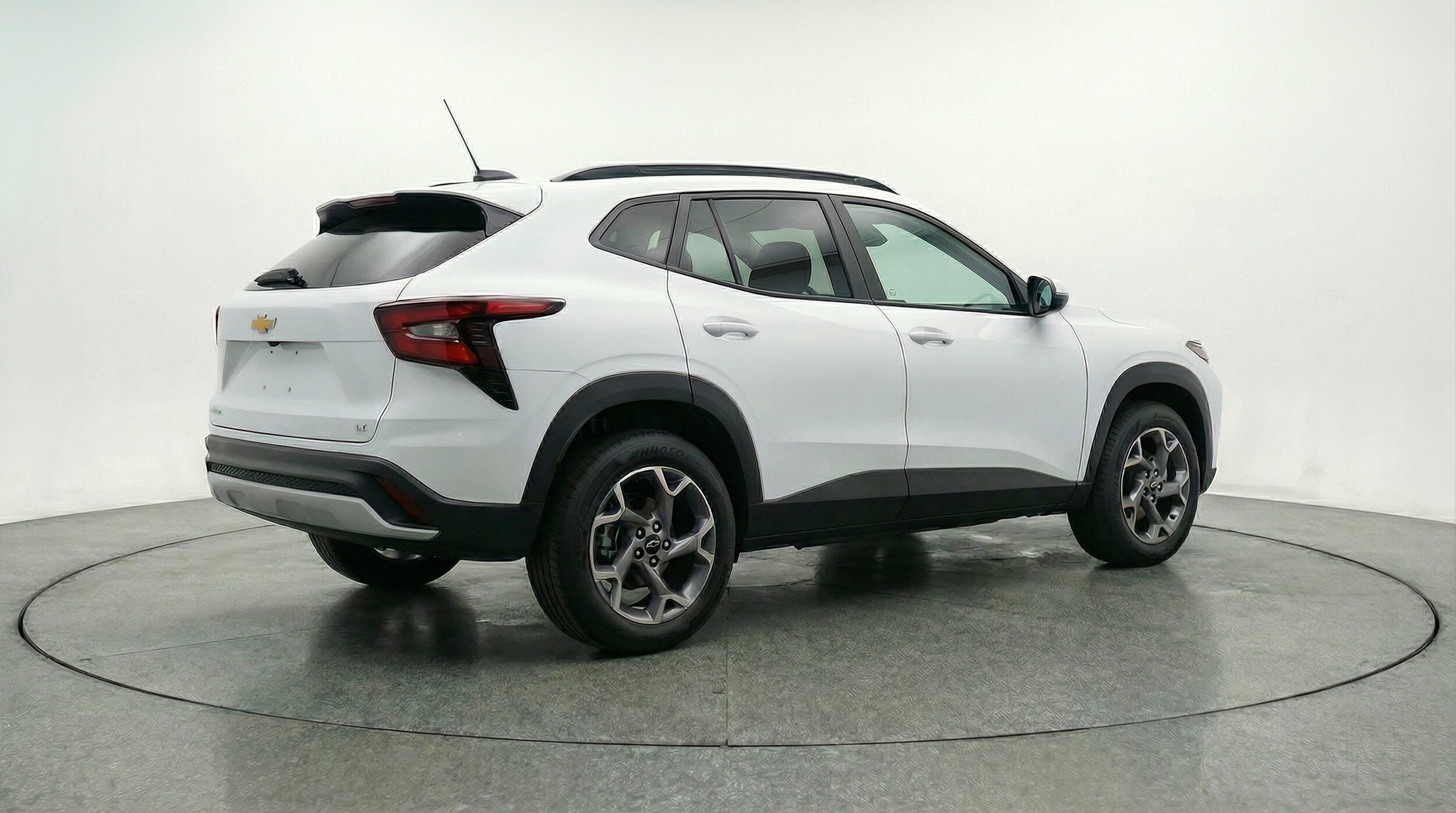 Thumbnail: 2025 Chevrolet Trax - 7