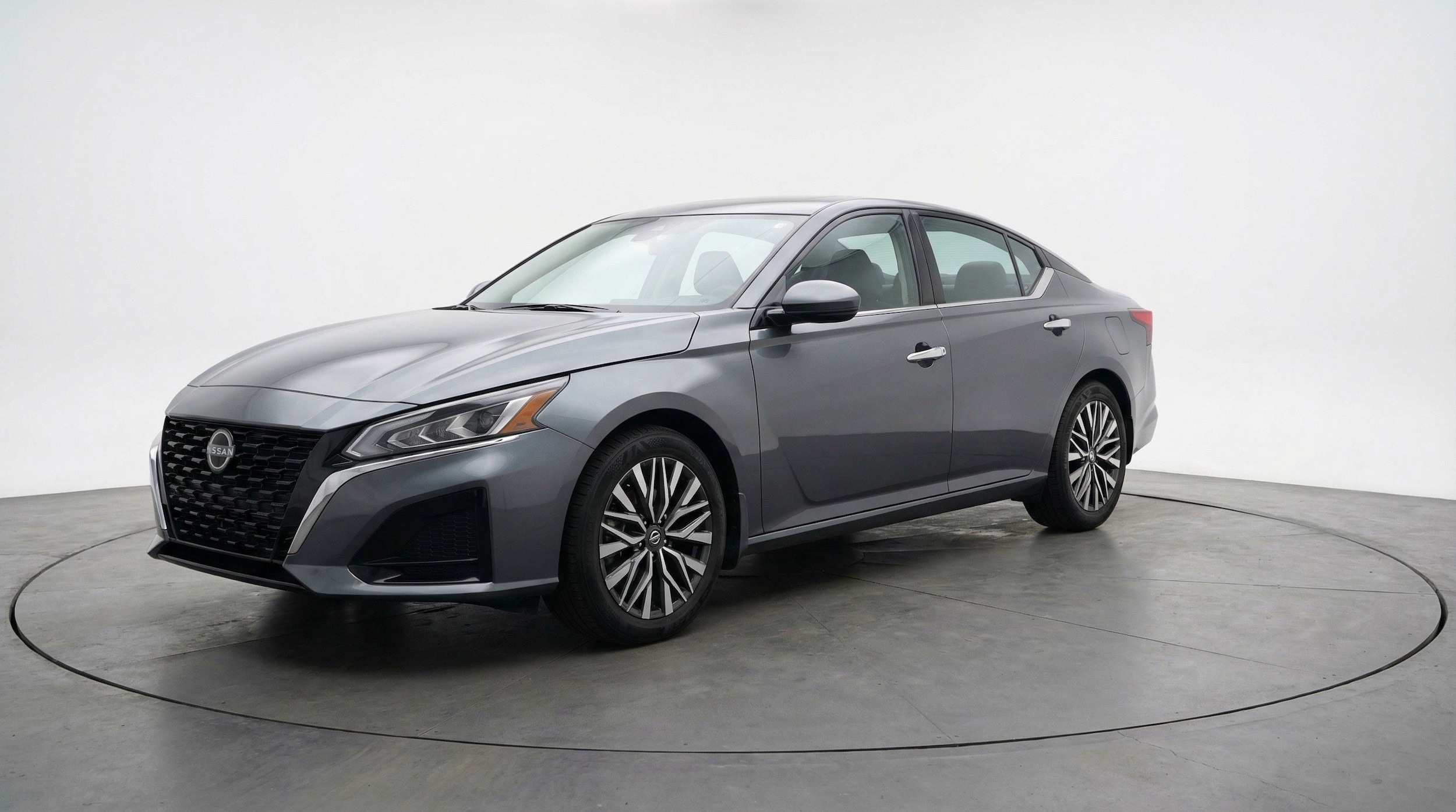 Thumbnail: 2025 Nissan Altima - 3