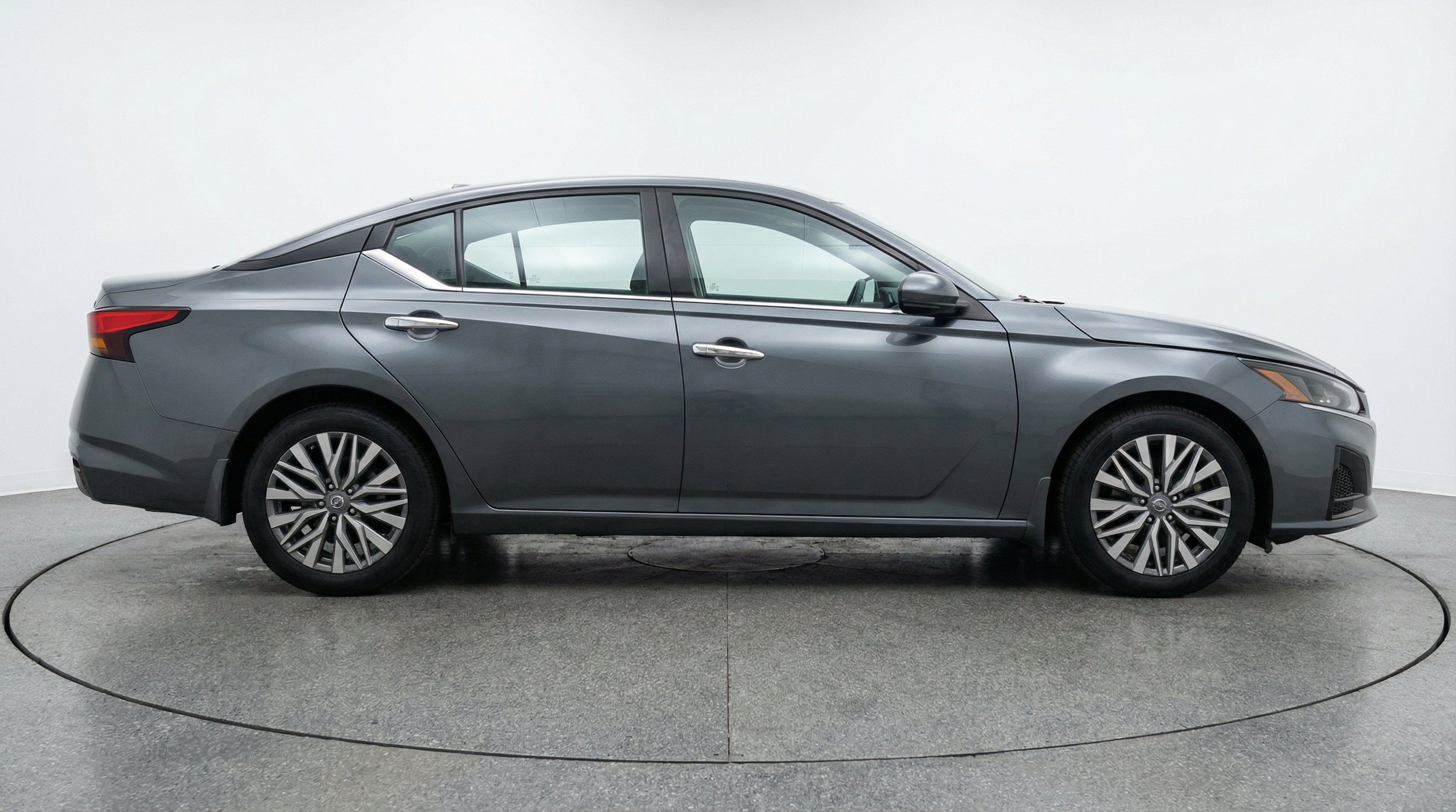 Thumbnail: 2025 Nissan Altima - 11