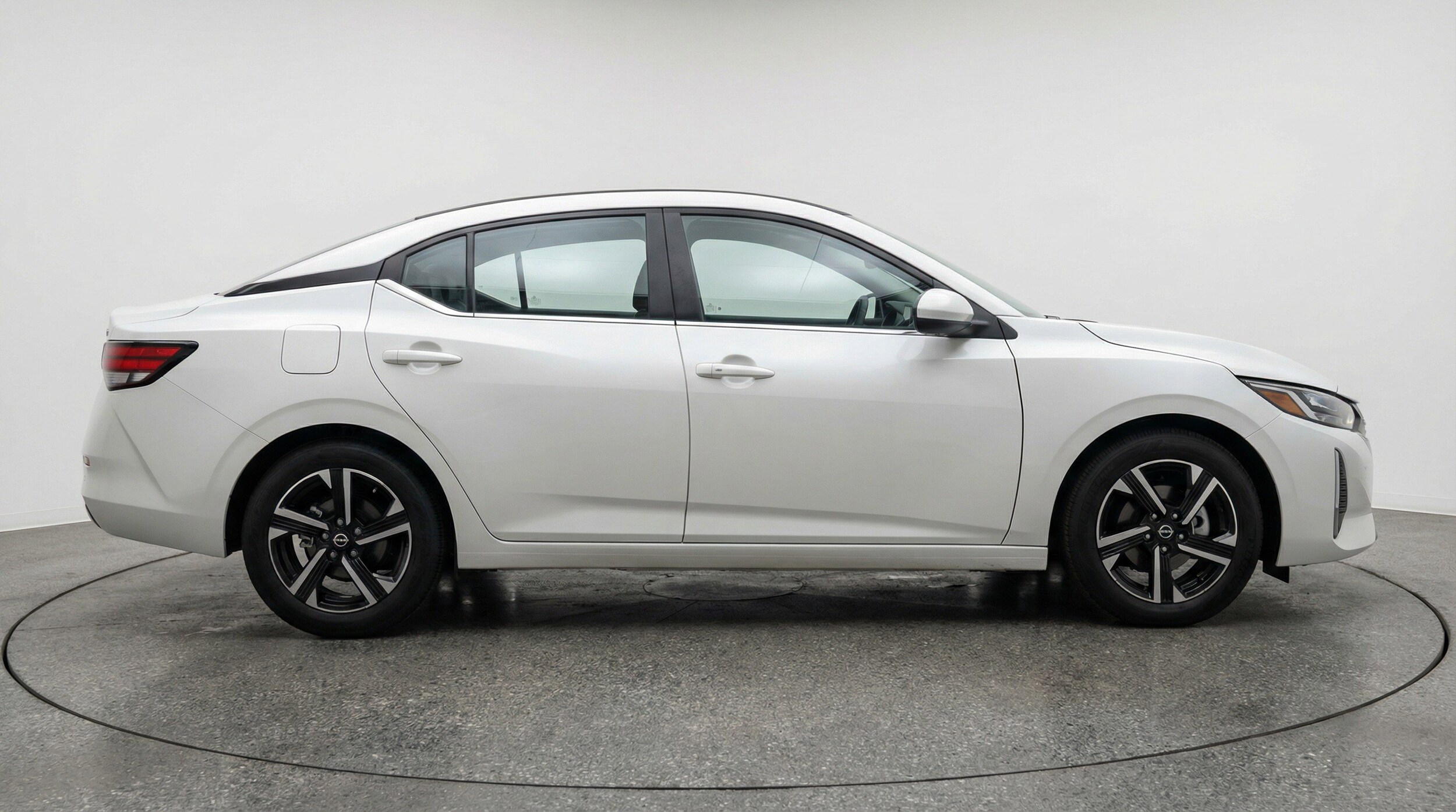 Thumbnail: 2025 Nissan Sentra - 11