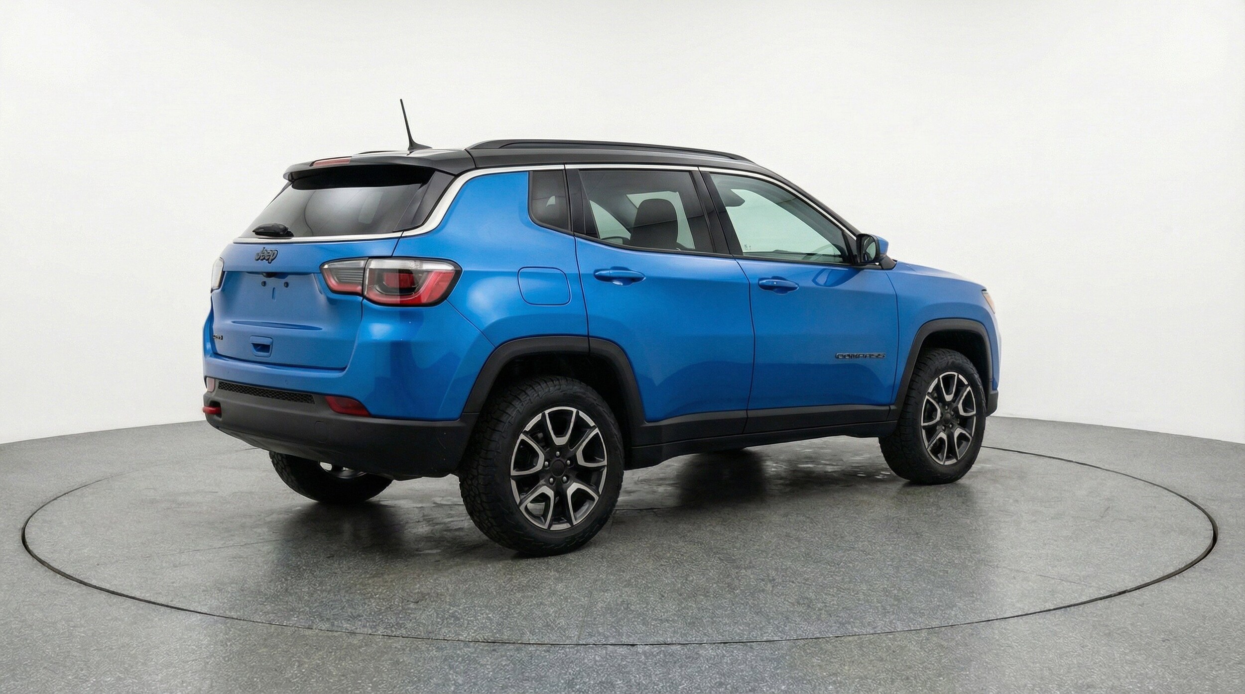 Thumbnail: 2025 Jeep Compass - 9