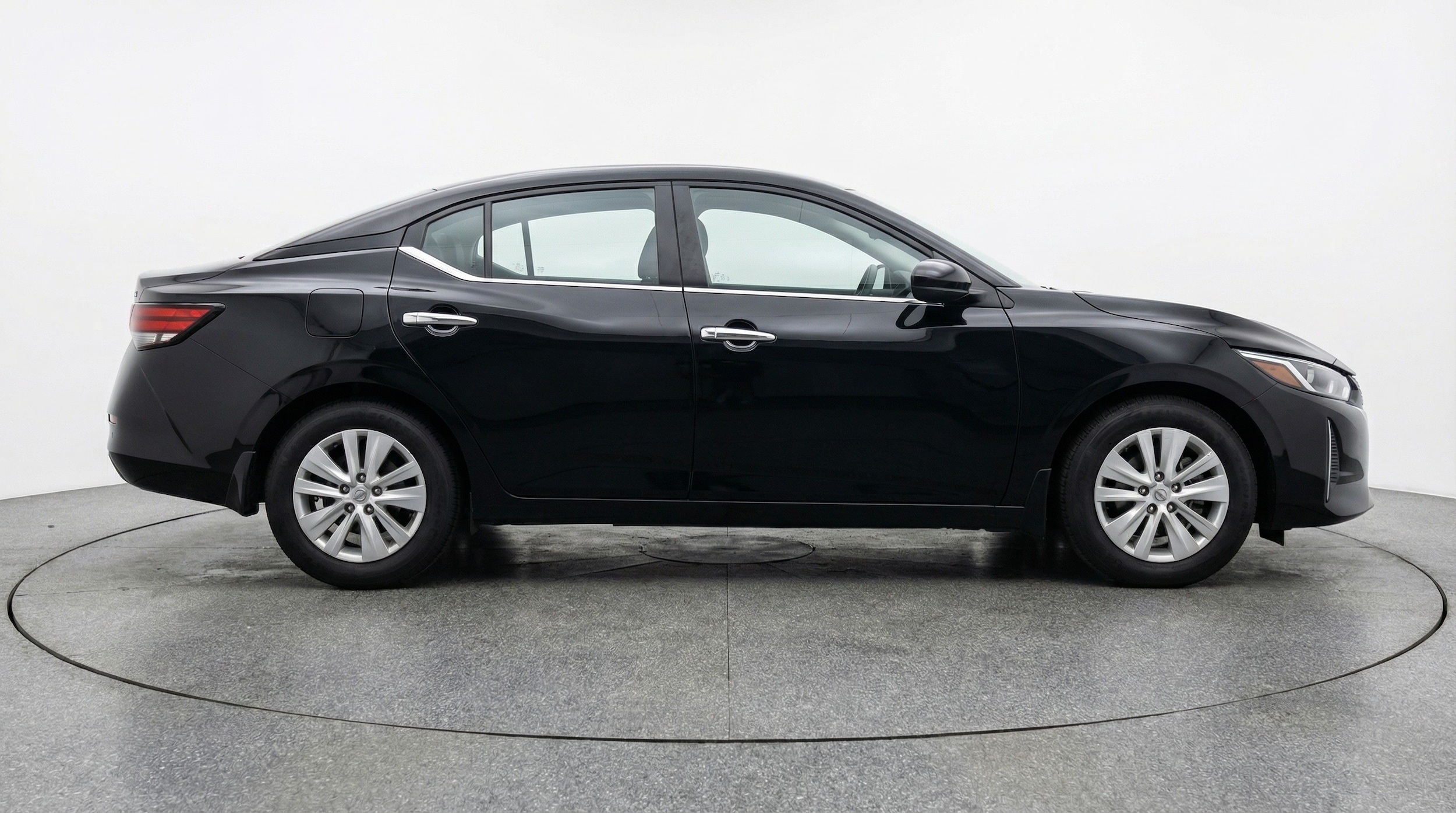 Thumbnail: 2025 Nissan Sentra - 8