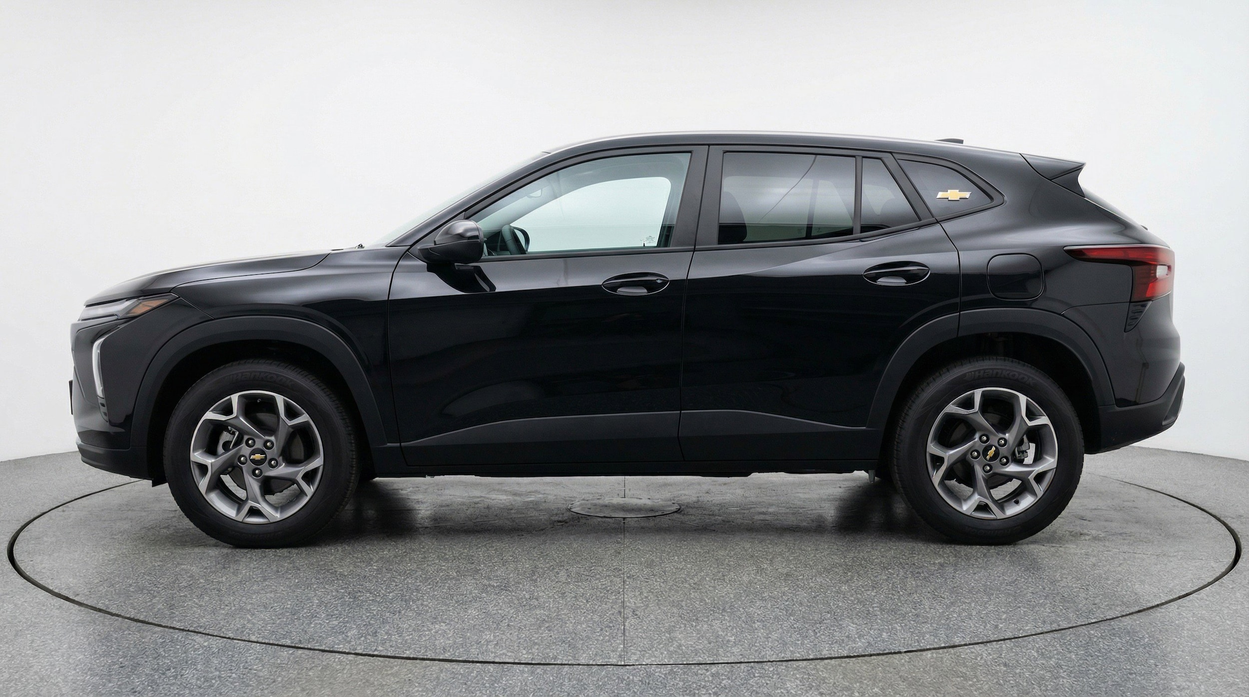 Thumbnail: 2025 Chevrolet Trax - 5