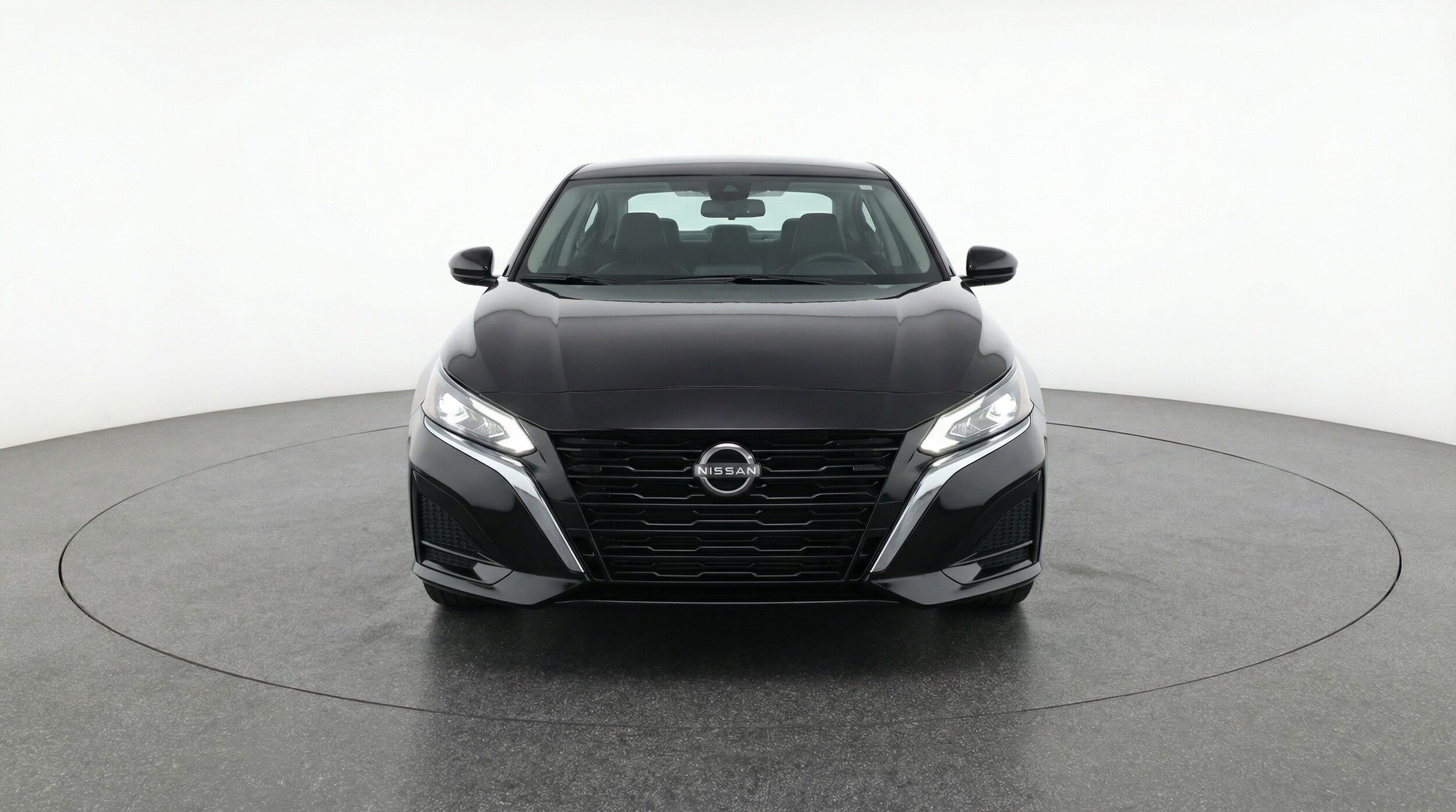 Thumbnail: 2025 Nissan Altima - 2