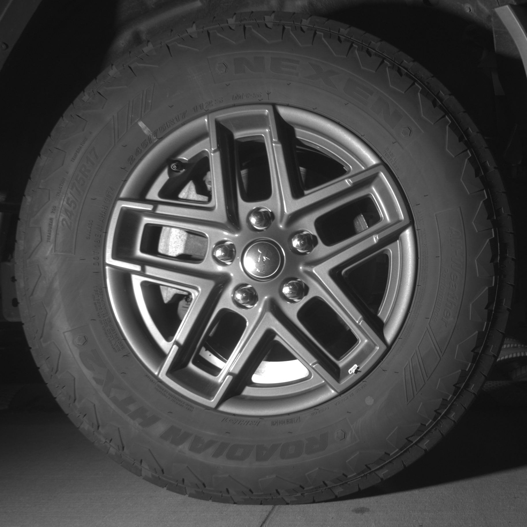 Thumbnail: 2025 Jeep Wrangler - 13