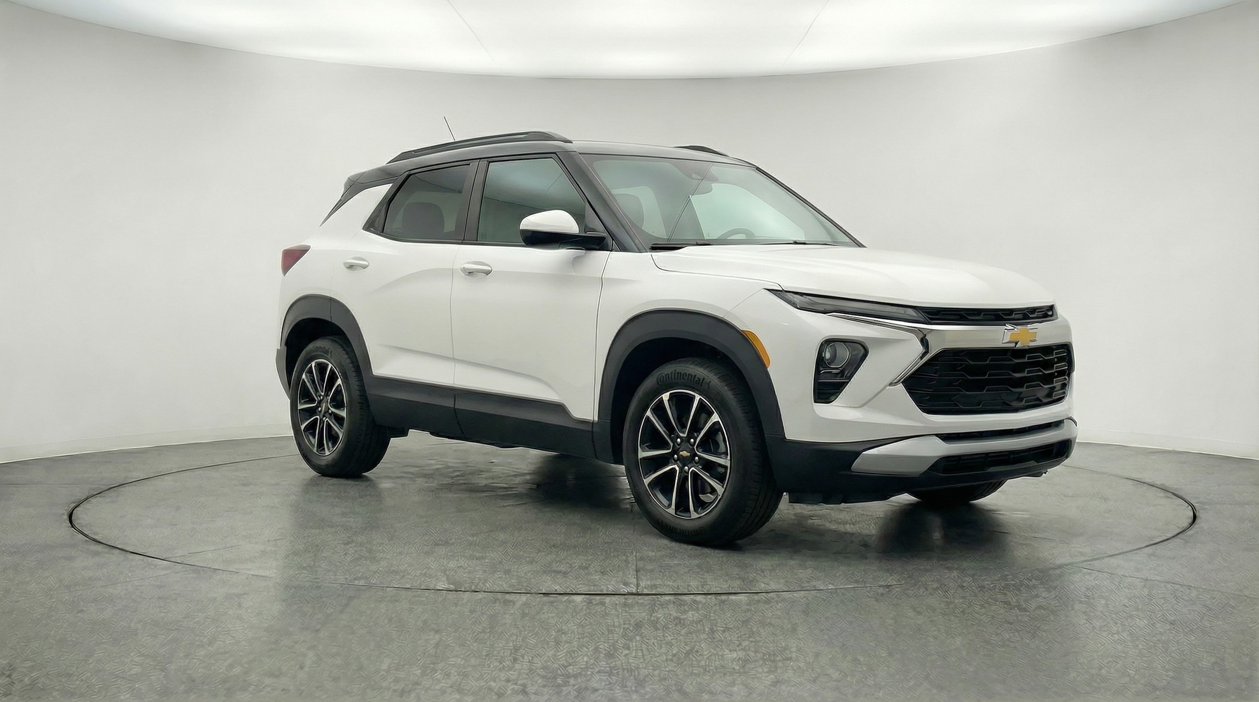 Thumbnail: 2025 Chevrolet TrailBlazer - 1