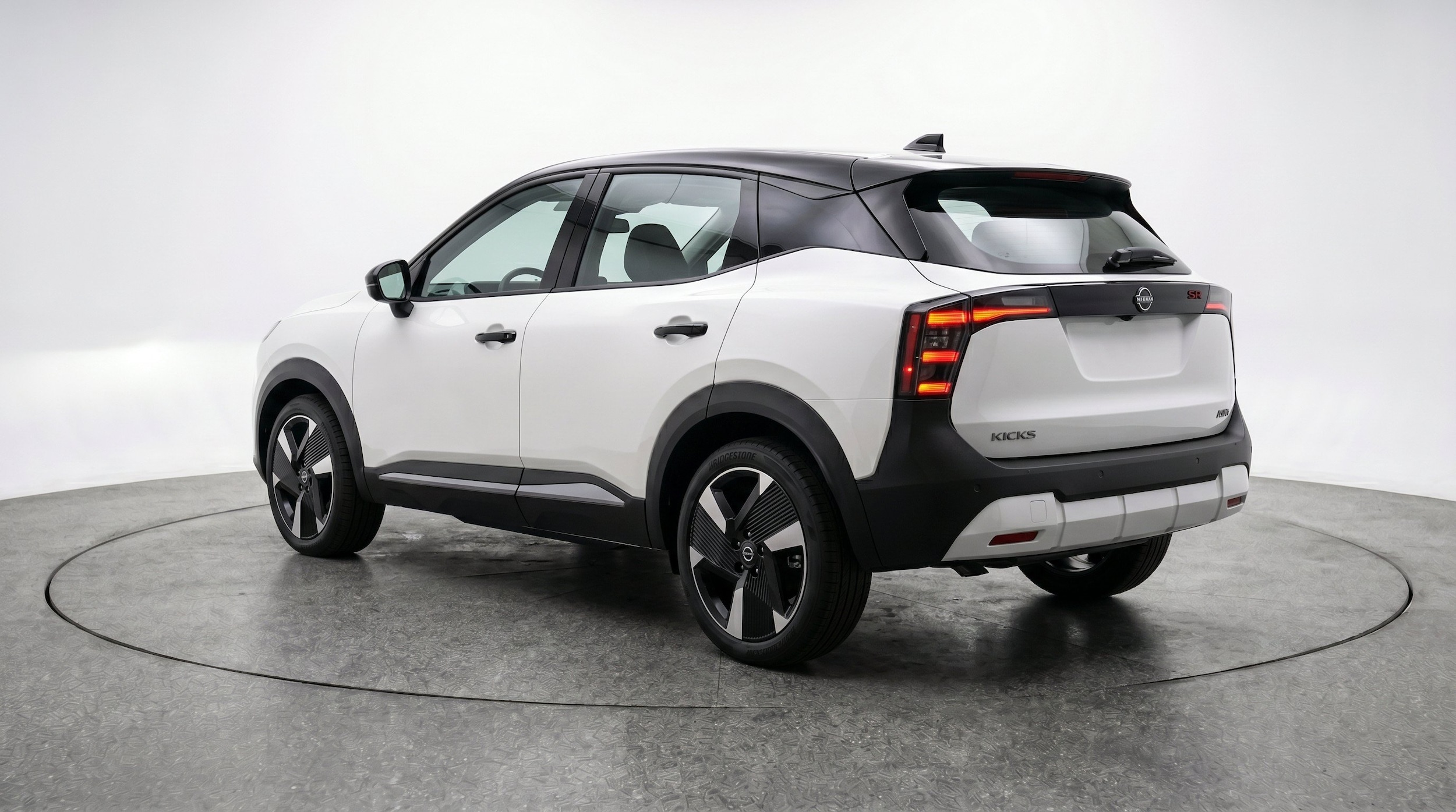 Thumbnail: 2026 Nissan Kicks - 6