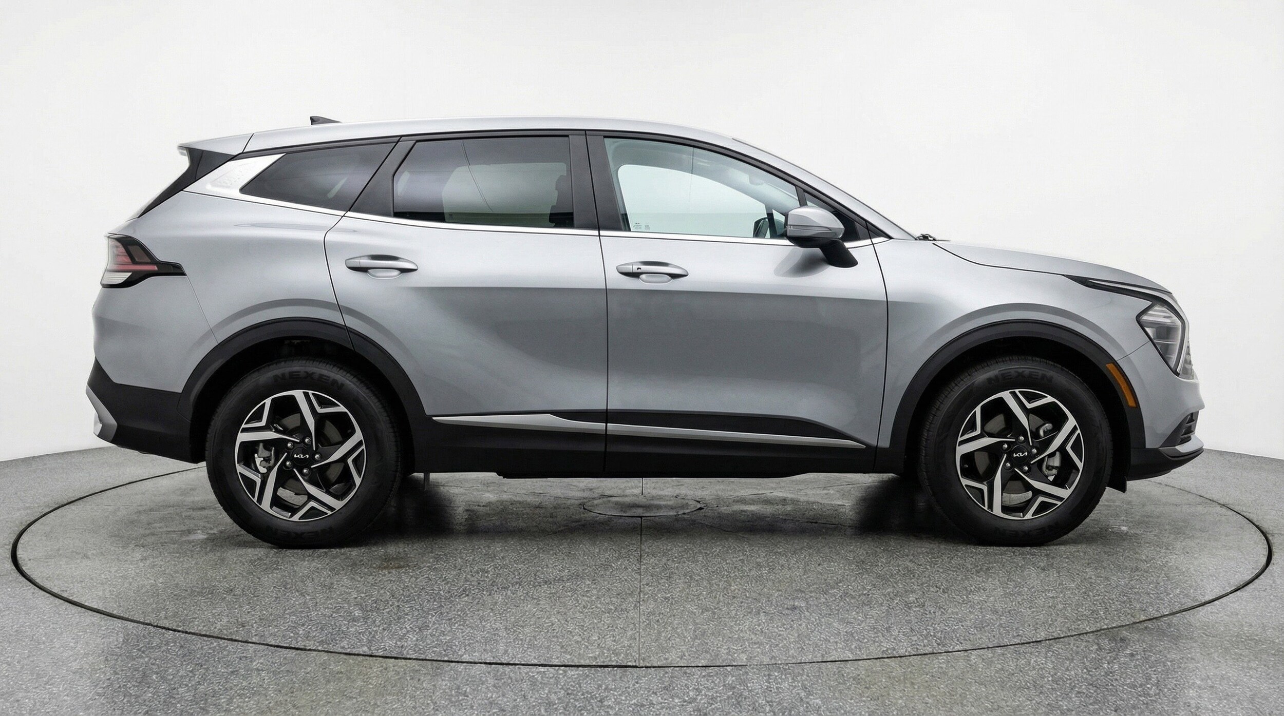 Thumbnail: 2025 Kia Sportage - 11