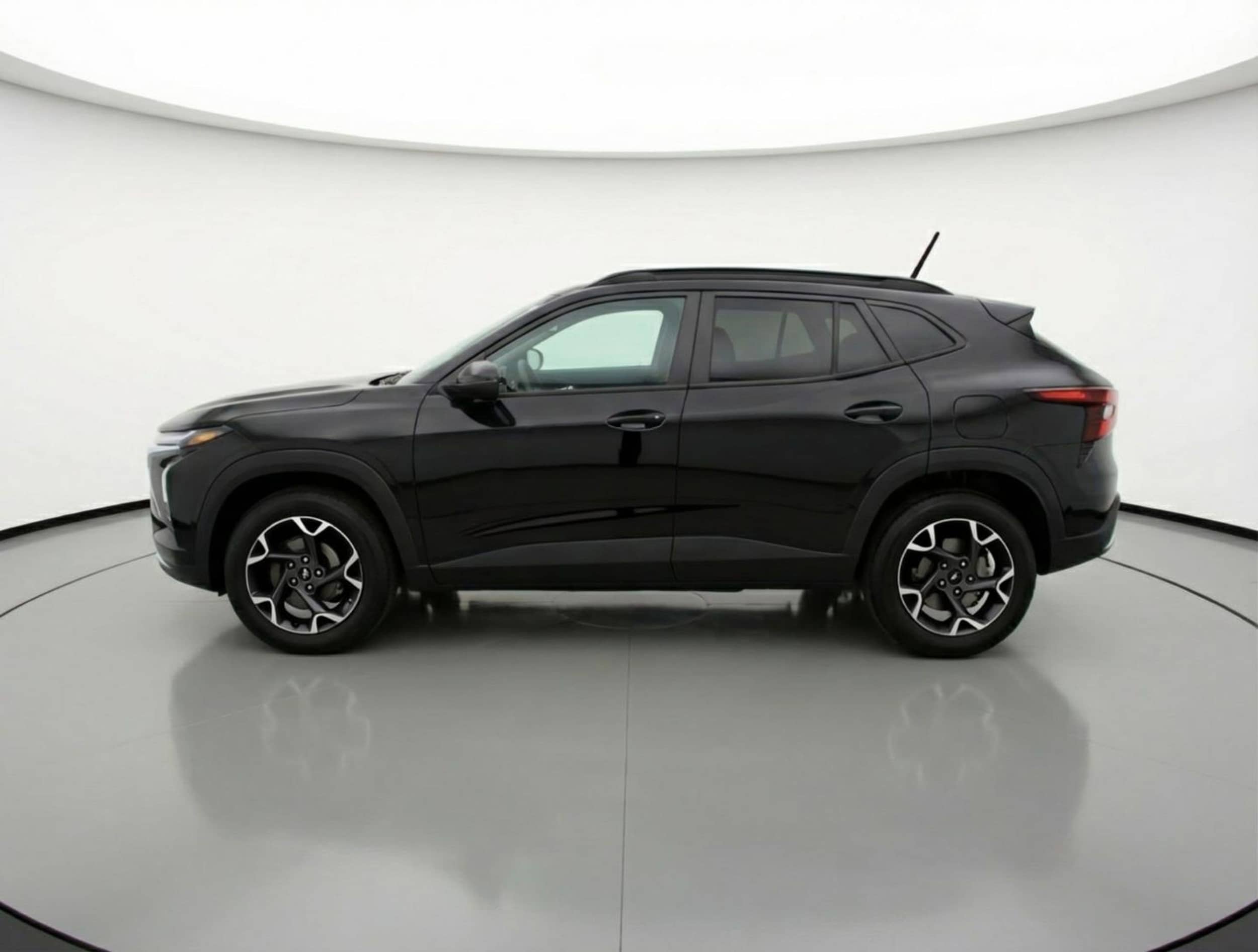 Thumbnail: 2025 Chevrolet Trax - 5