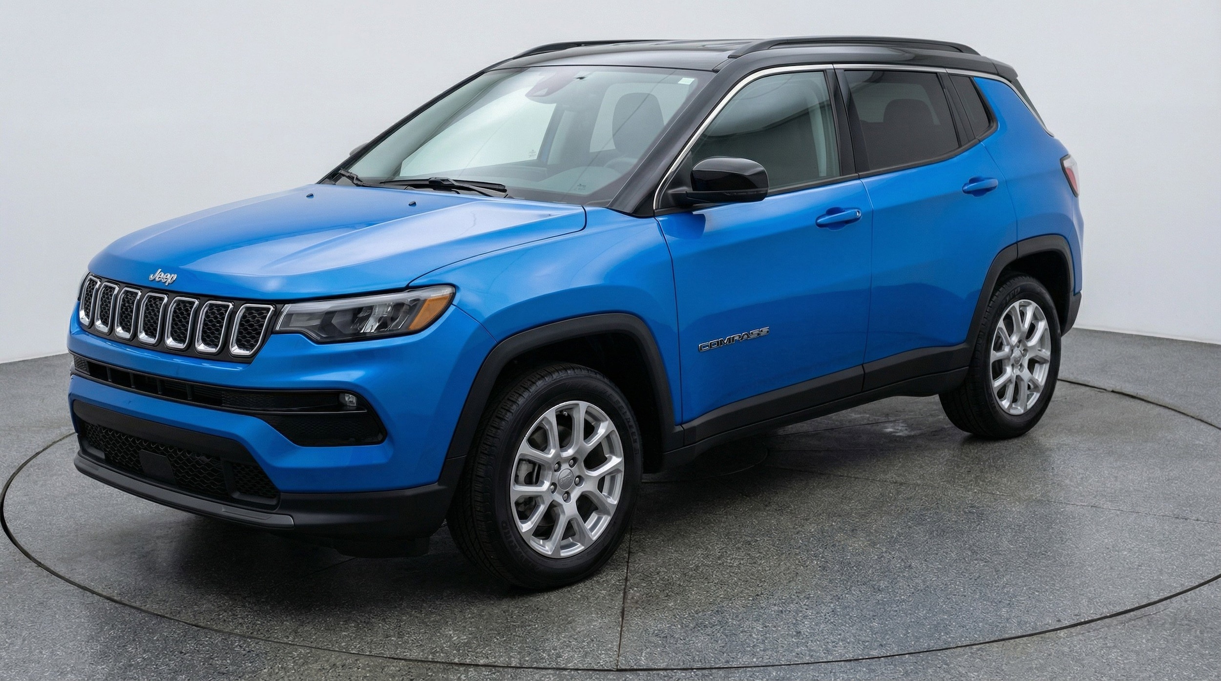 Thumbnail: 2025 Jeep Compass - 3