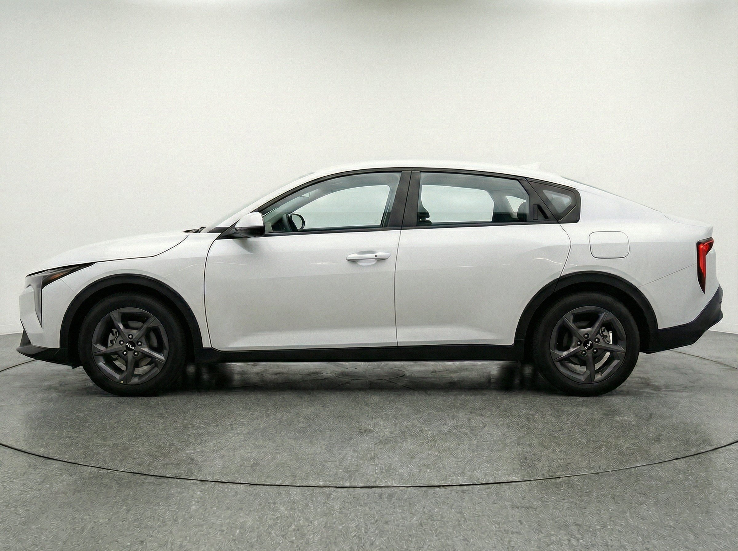 Thumbnail: 2025 Kia K4 - 5
