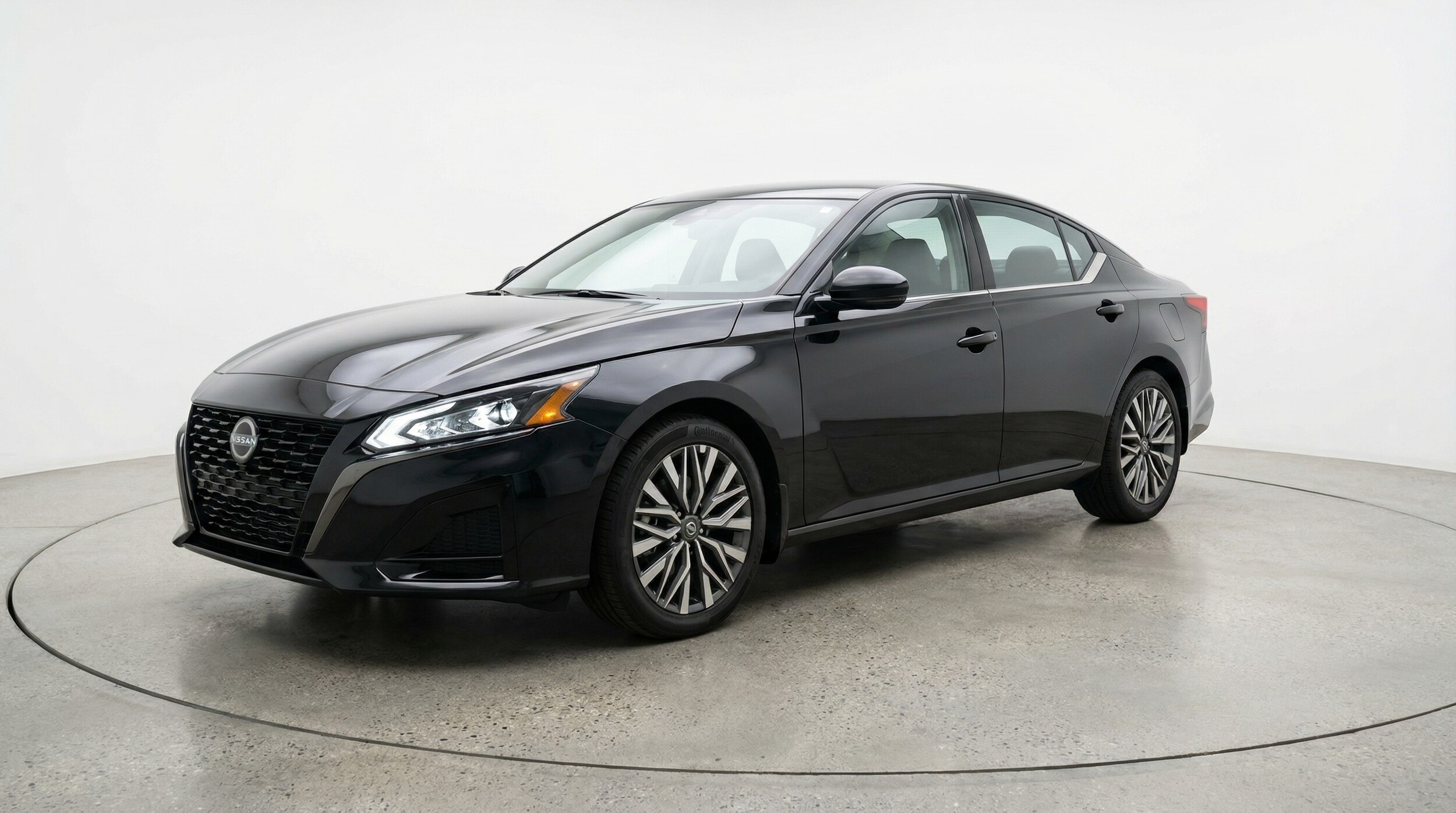 Thumbnail: 2025 Nissan Altima - 3