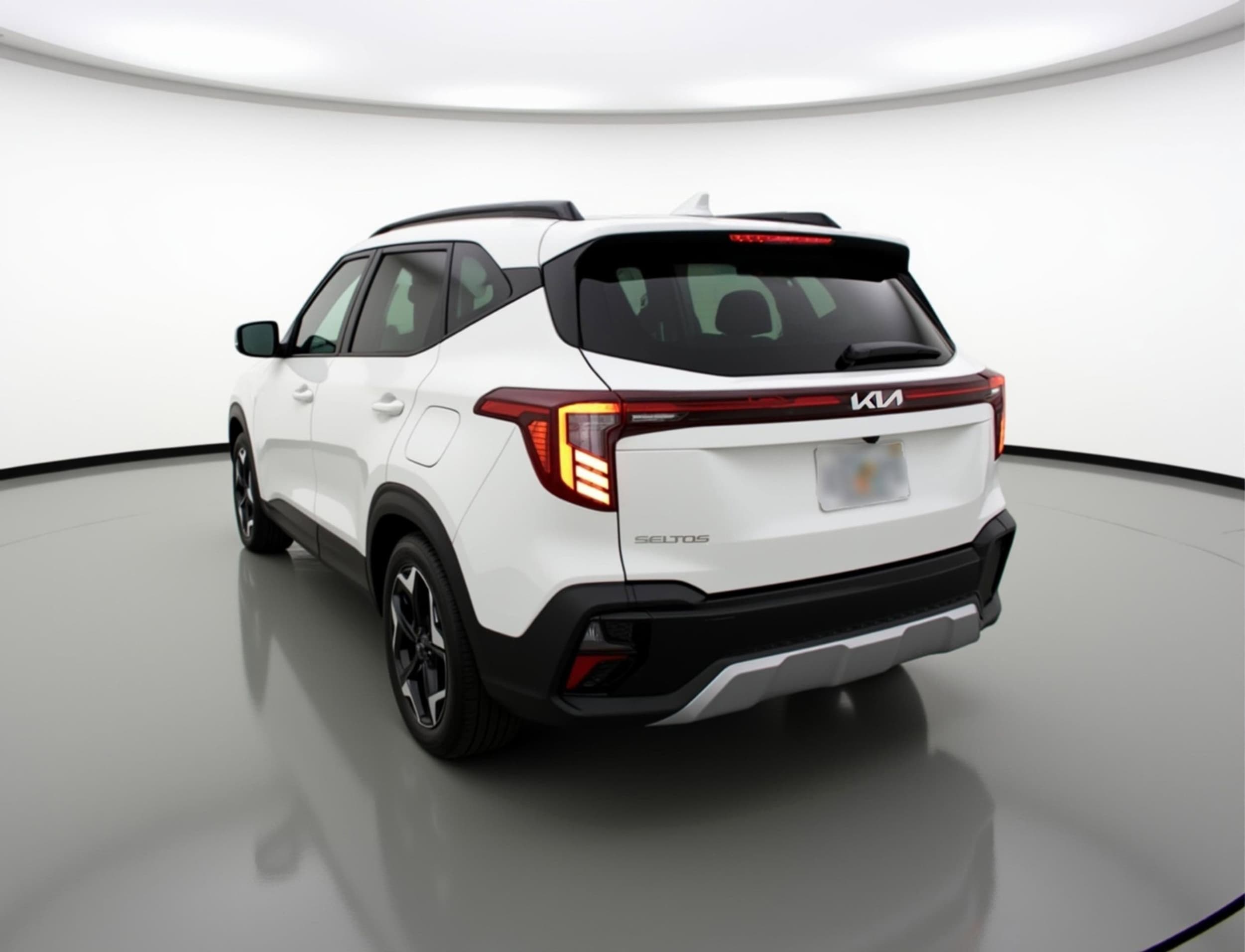 Thumbnail: 2025 Kia Seltos - 6