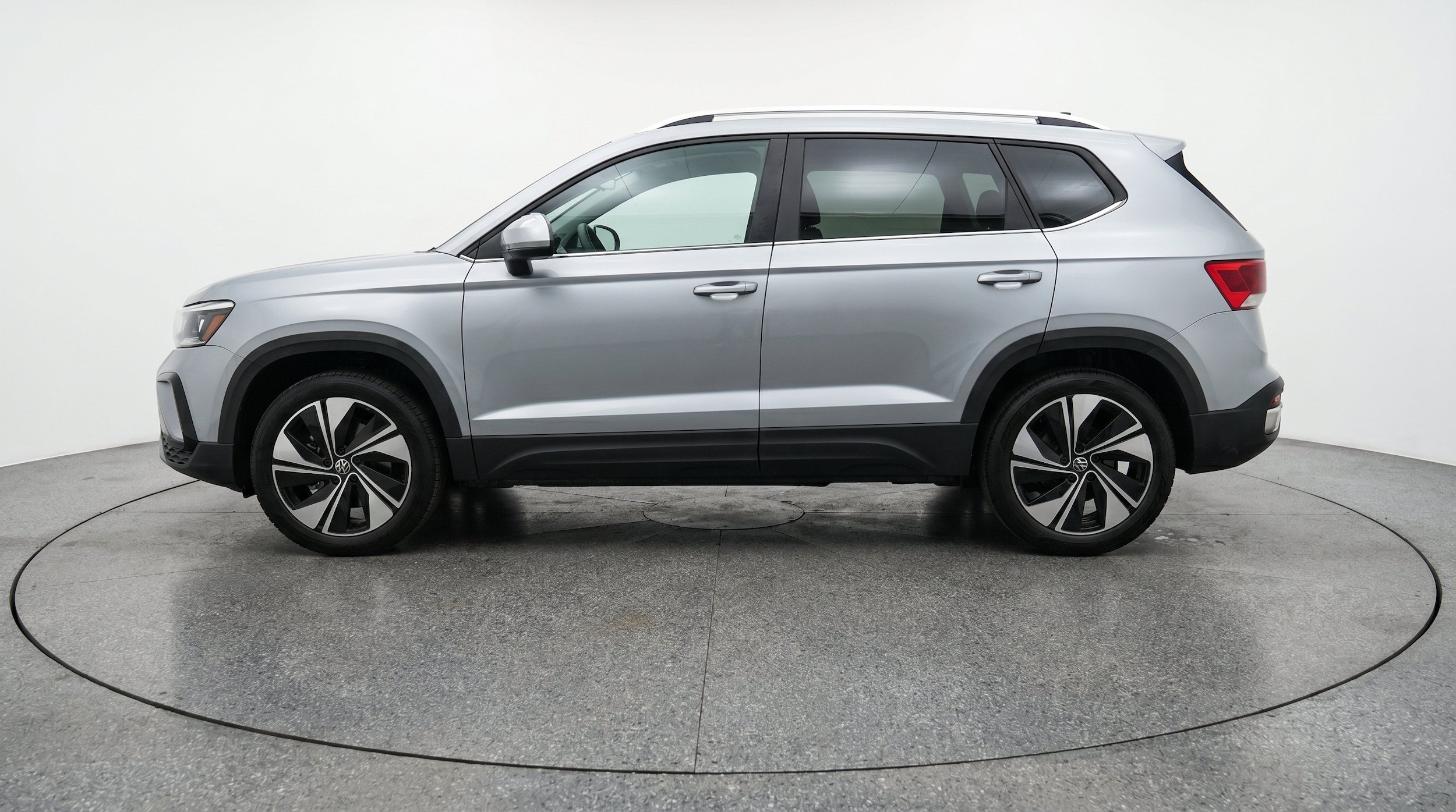 Thumbnail: 2026 Volkswagen Taos - 5