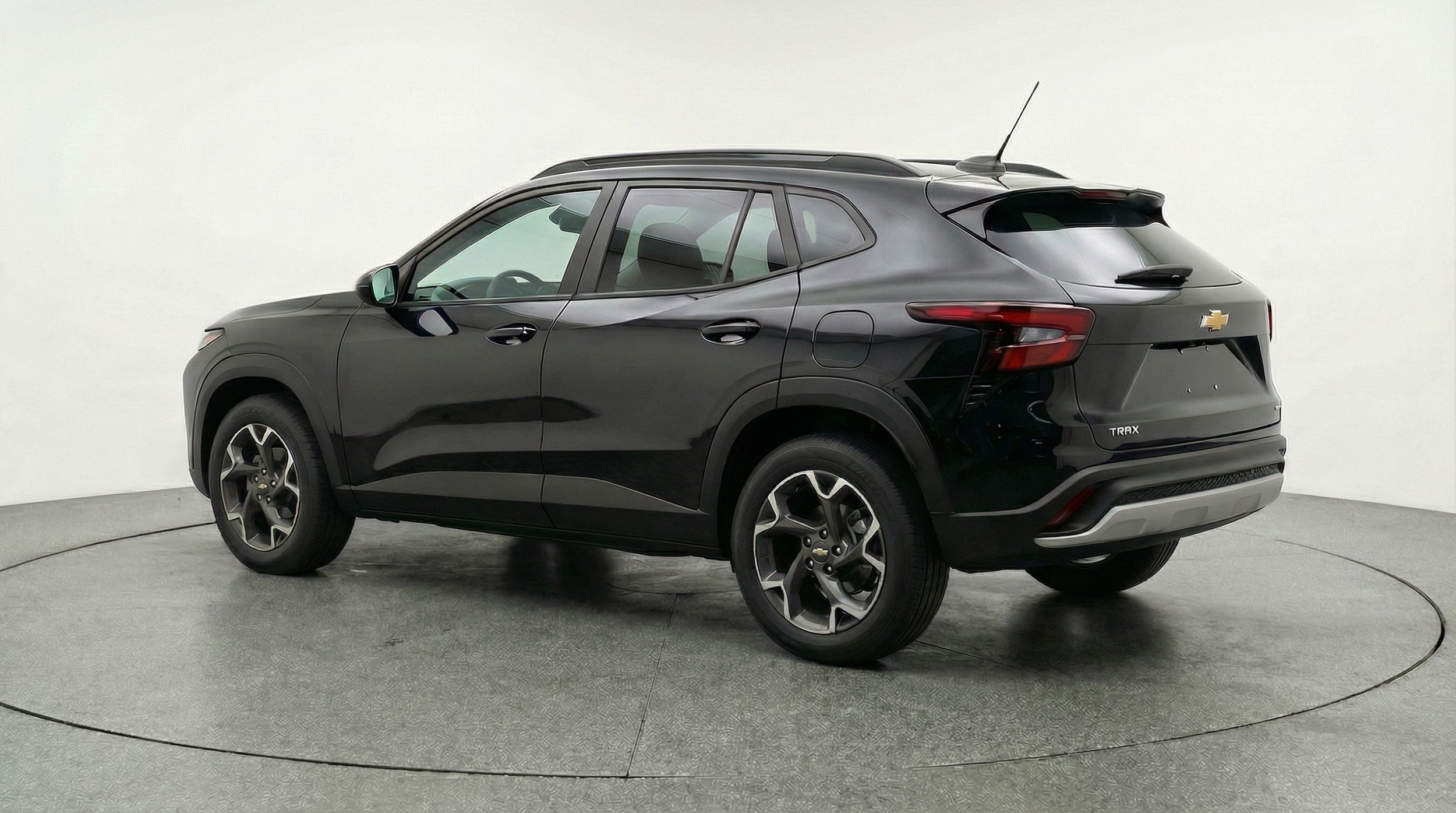 Thumbnail: 2025 Chevrolet Trax - 5