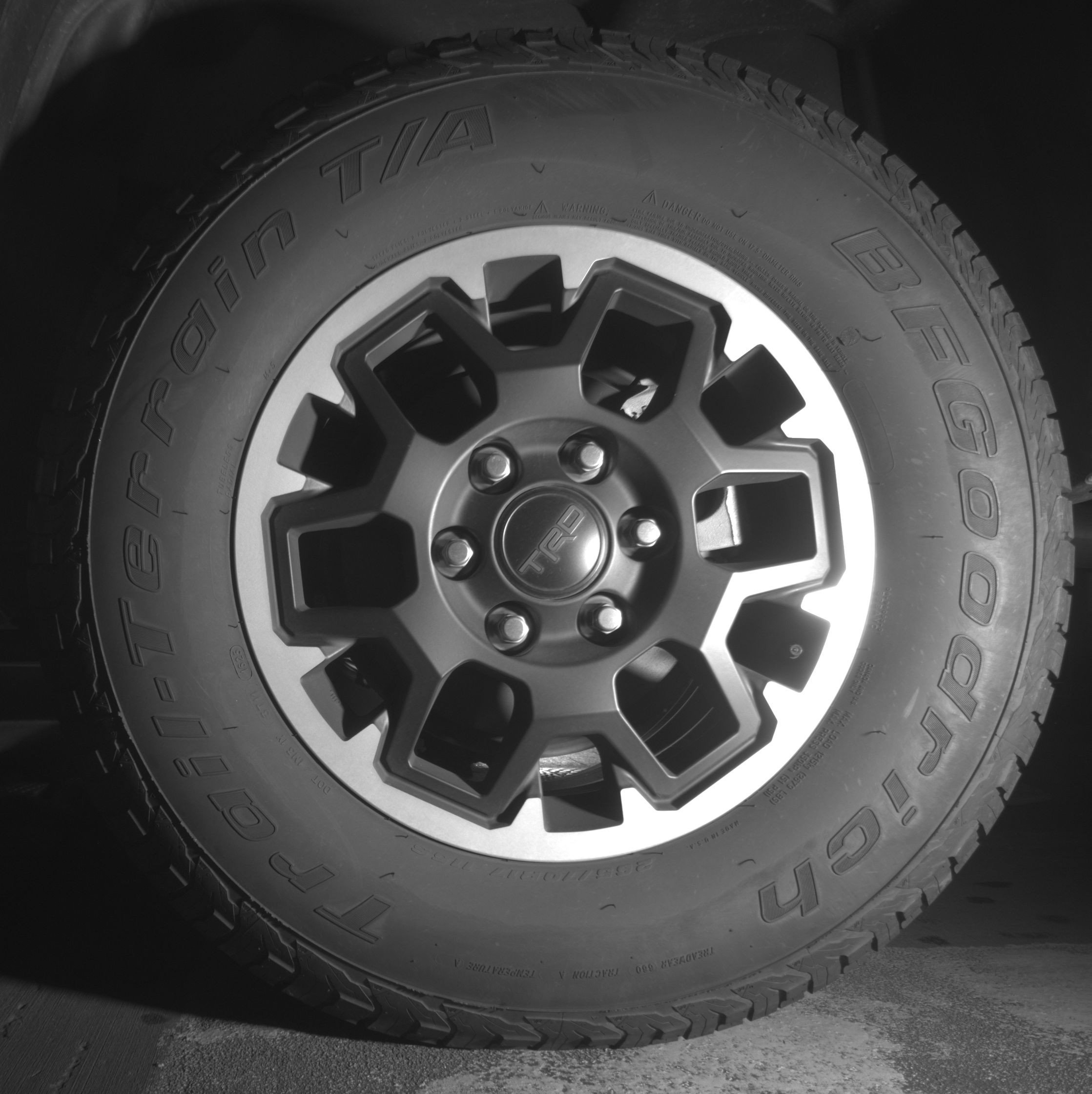 Thumbnail: 2025 Toyota Tacoma - 14