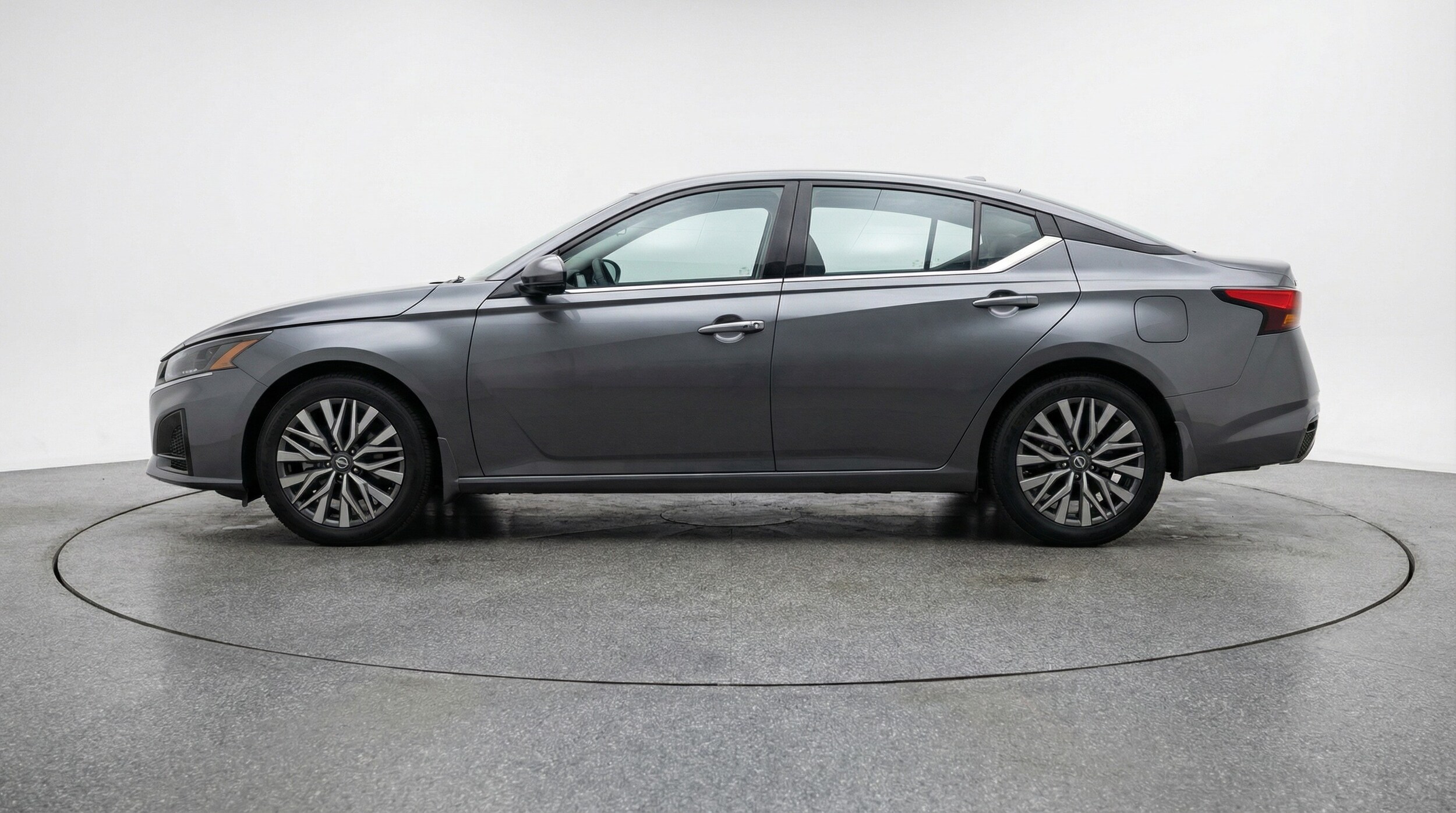 Thumbnail: 2025 Nissan Altima - 4