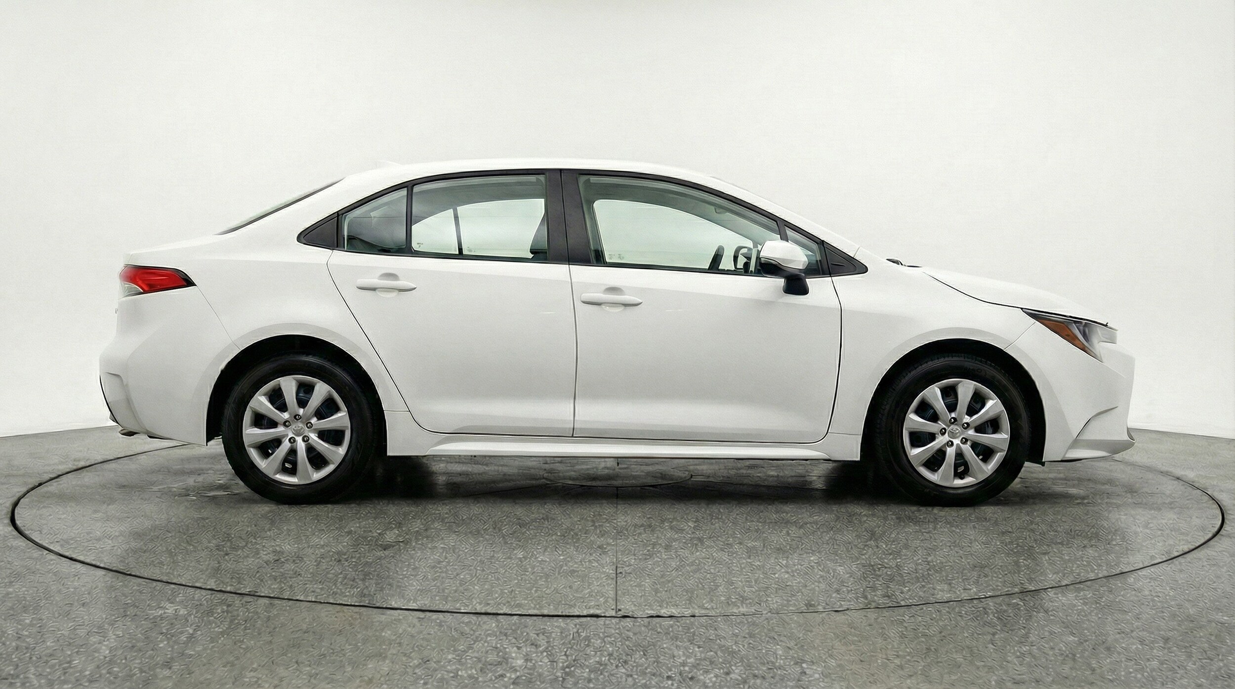 Thumbnail: 2025 Toyota Corolla - 11