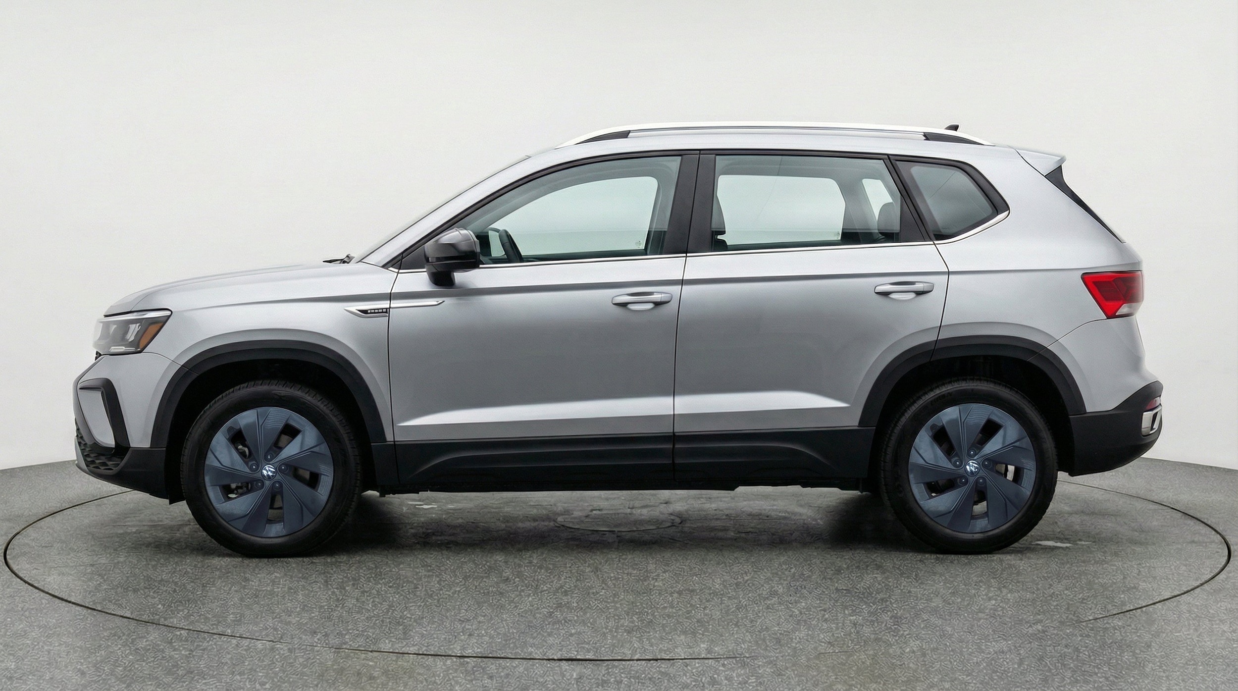 Thumbnail: 2025 Volkswagen Taos - 5