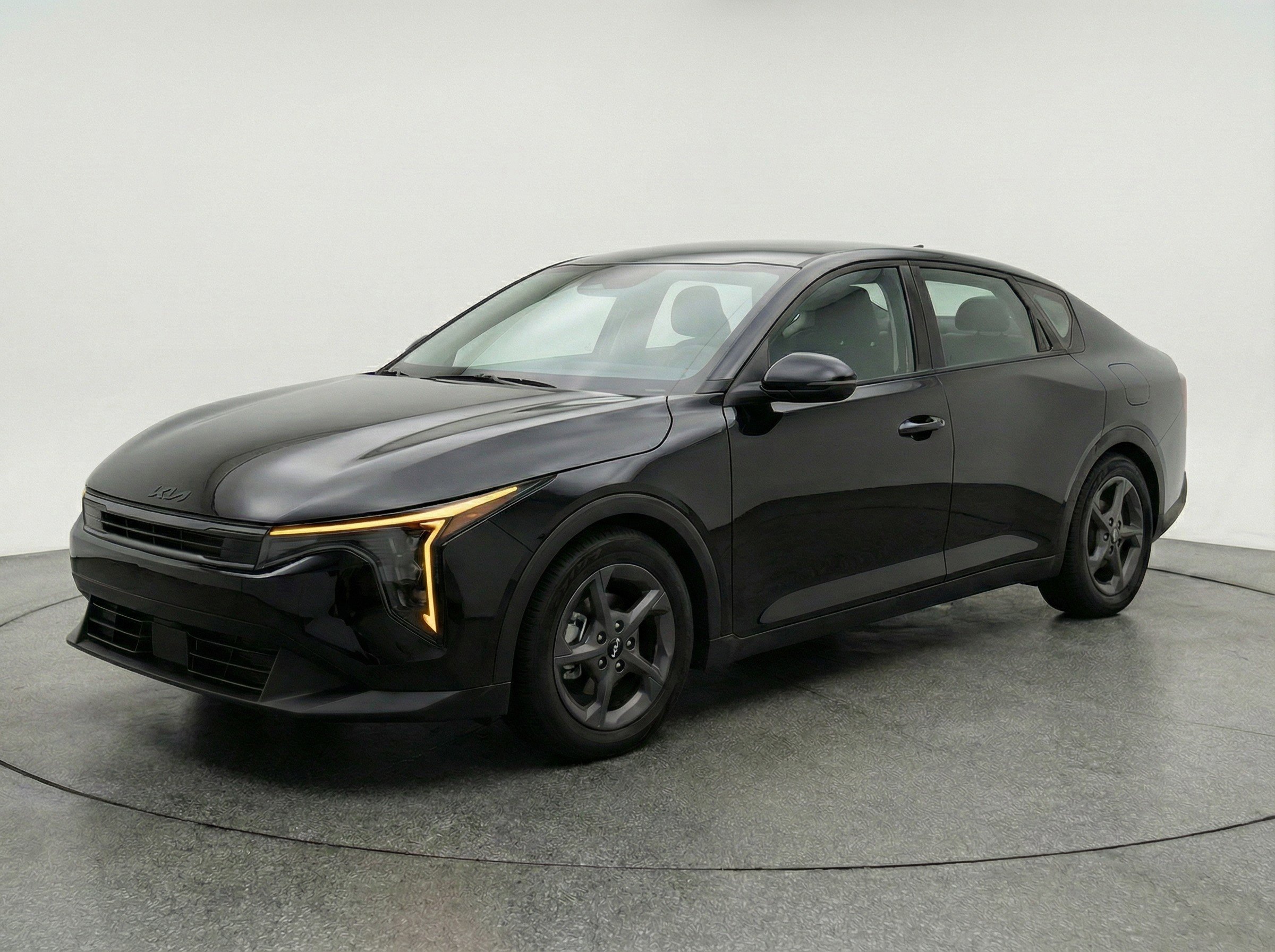 Thumbnail: 2025 Kia K4 - 3