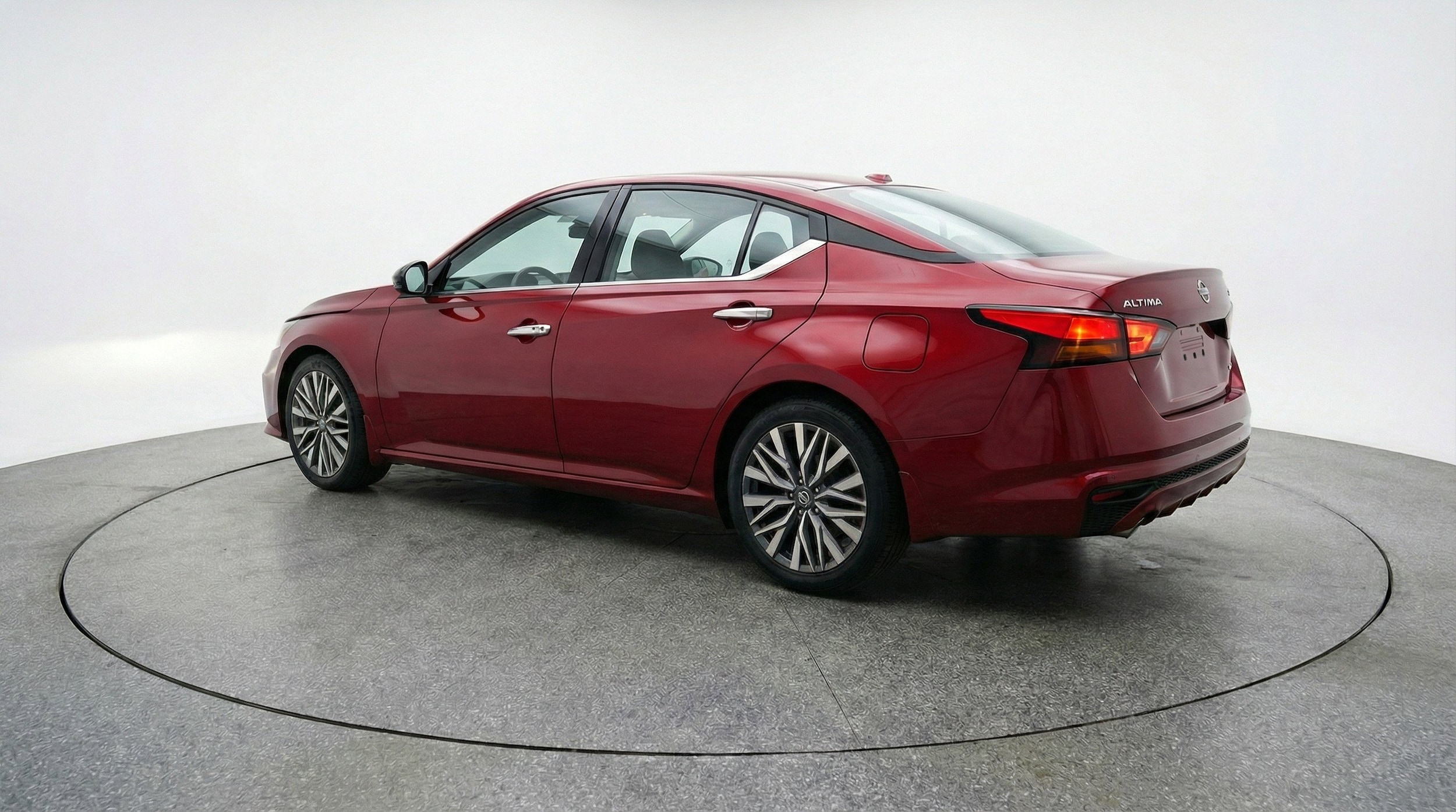 Thumbnail: 2025 Nissan Altima - 6