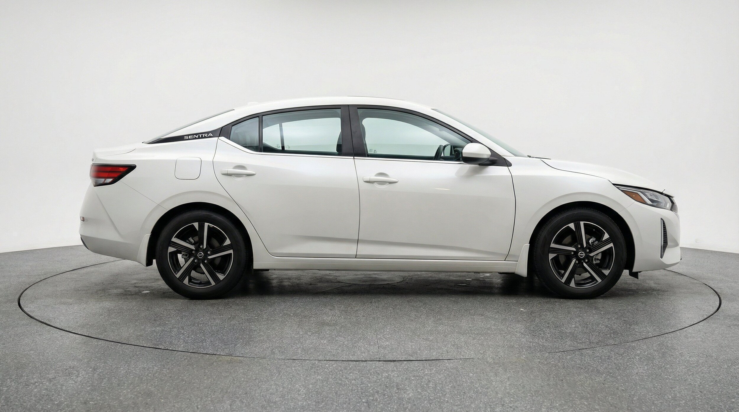 Thumbnail: 2025 Nissan Sentra - 11