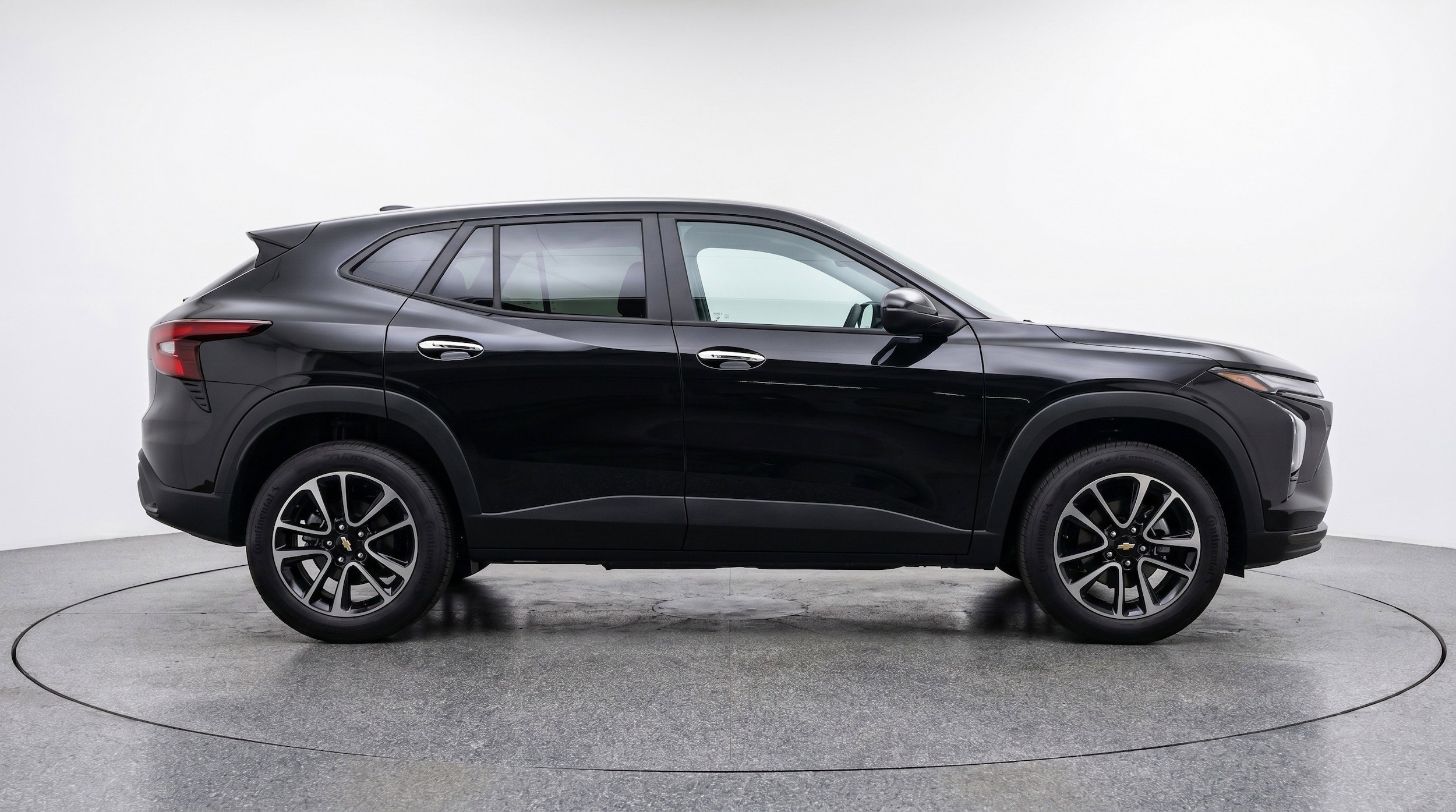 Thumbnail: 2025 Chevrolet TrailBlazer - 11