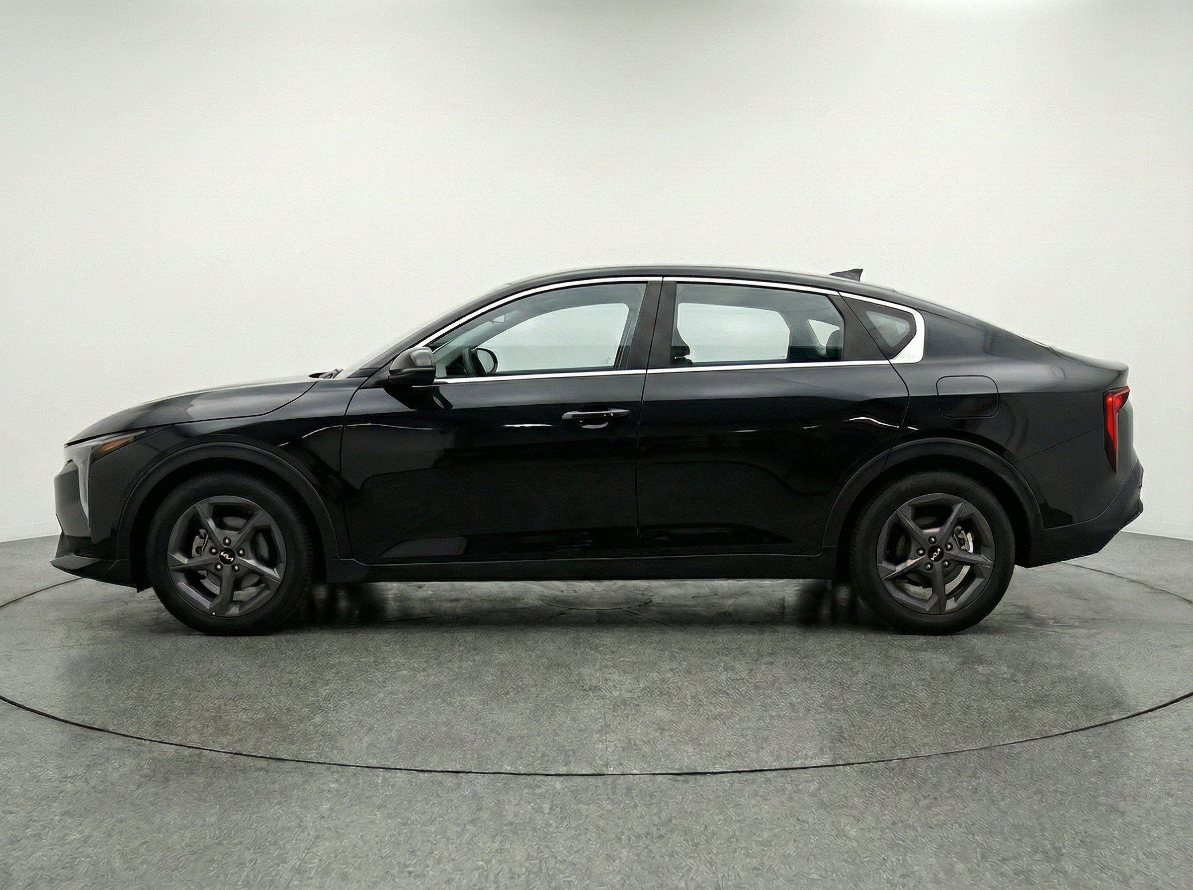 Thumbnail: 2025 Kia K4 - 5