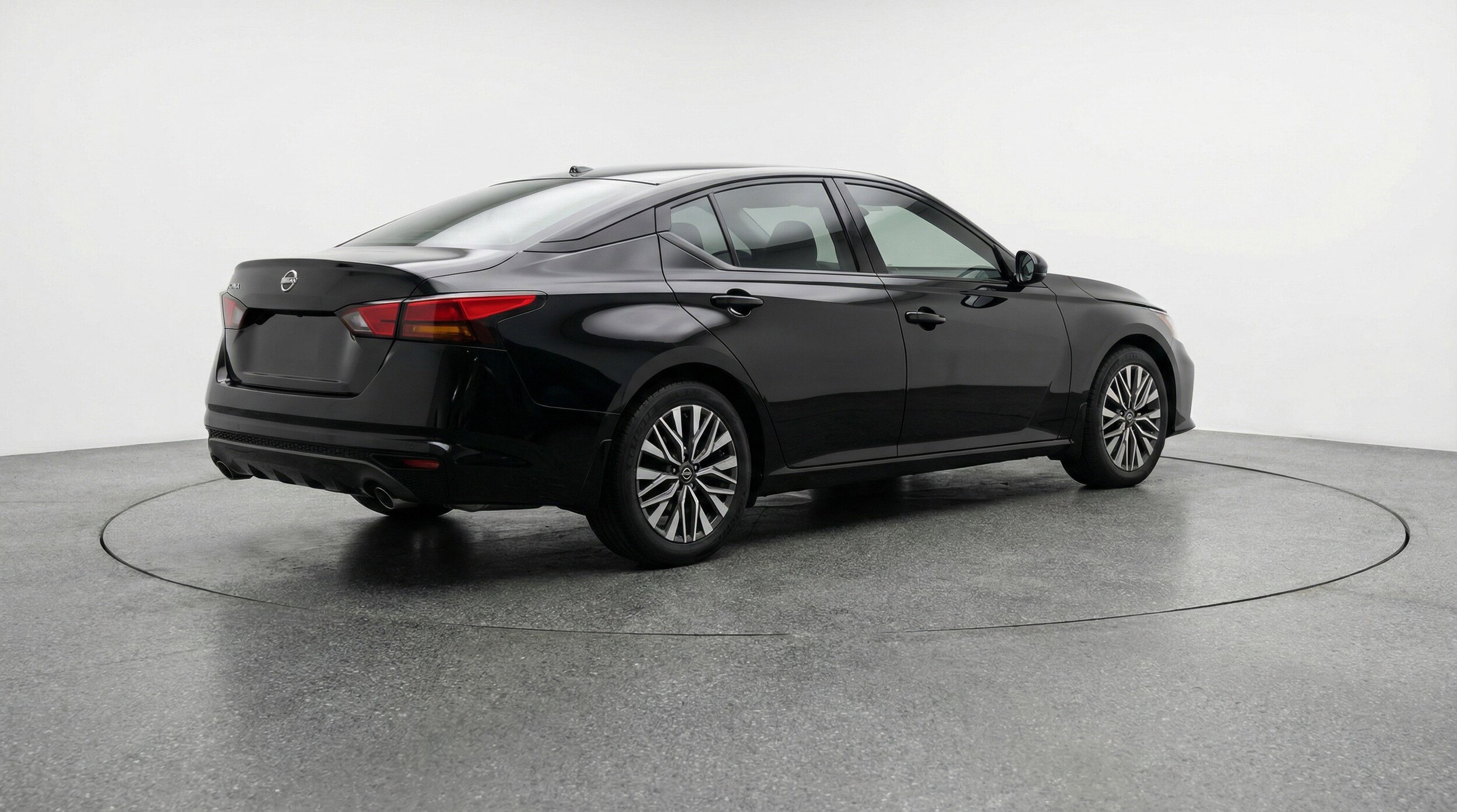 Thumbnail: 2025 Nissan Altima - 9