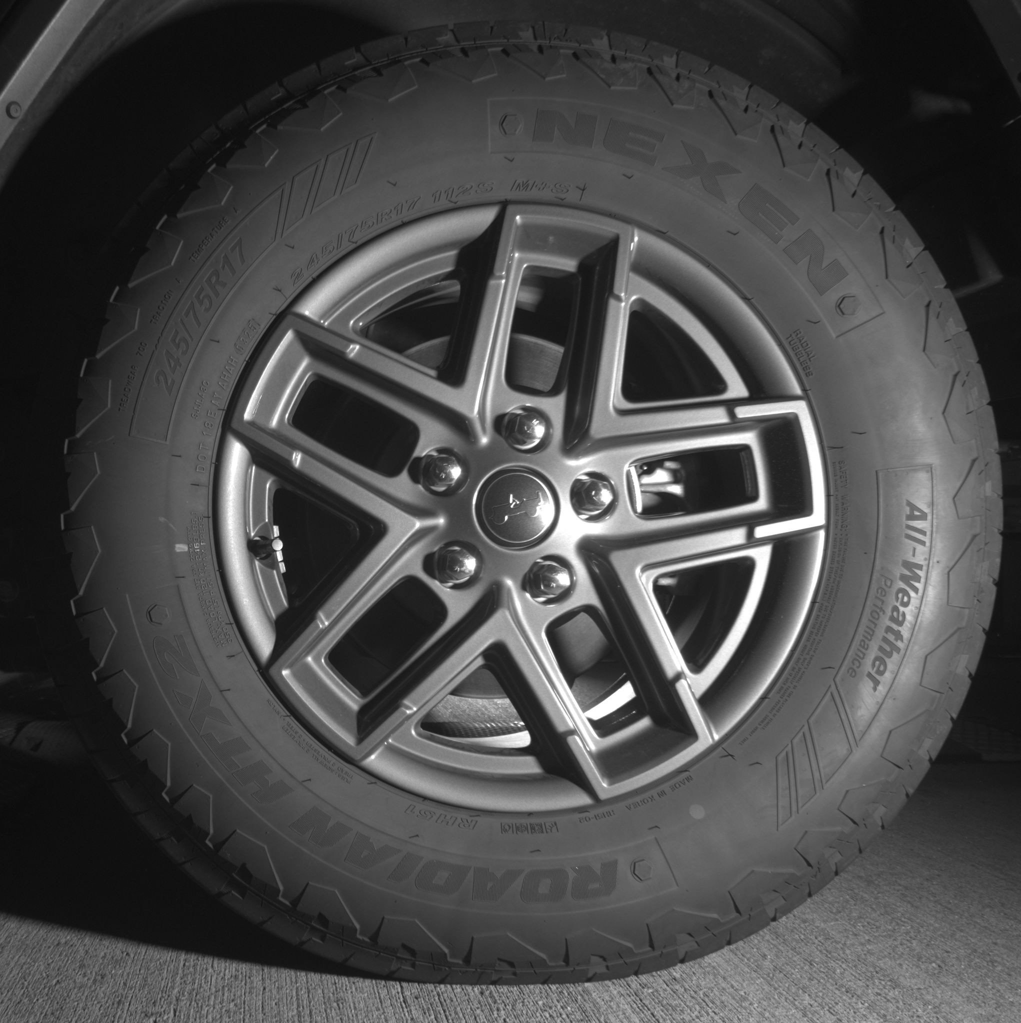 Thumbnail: 2025 Jeep Wrangler - 14