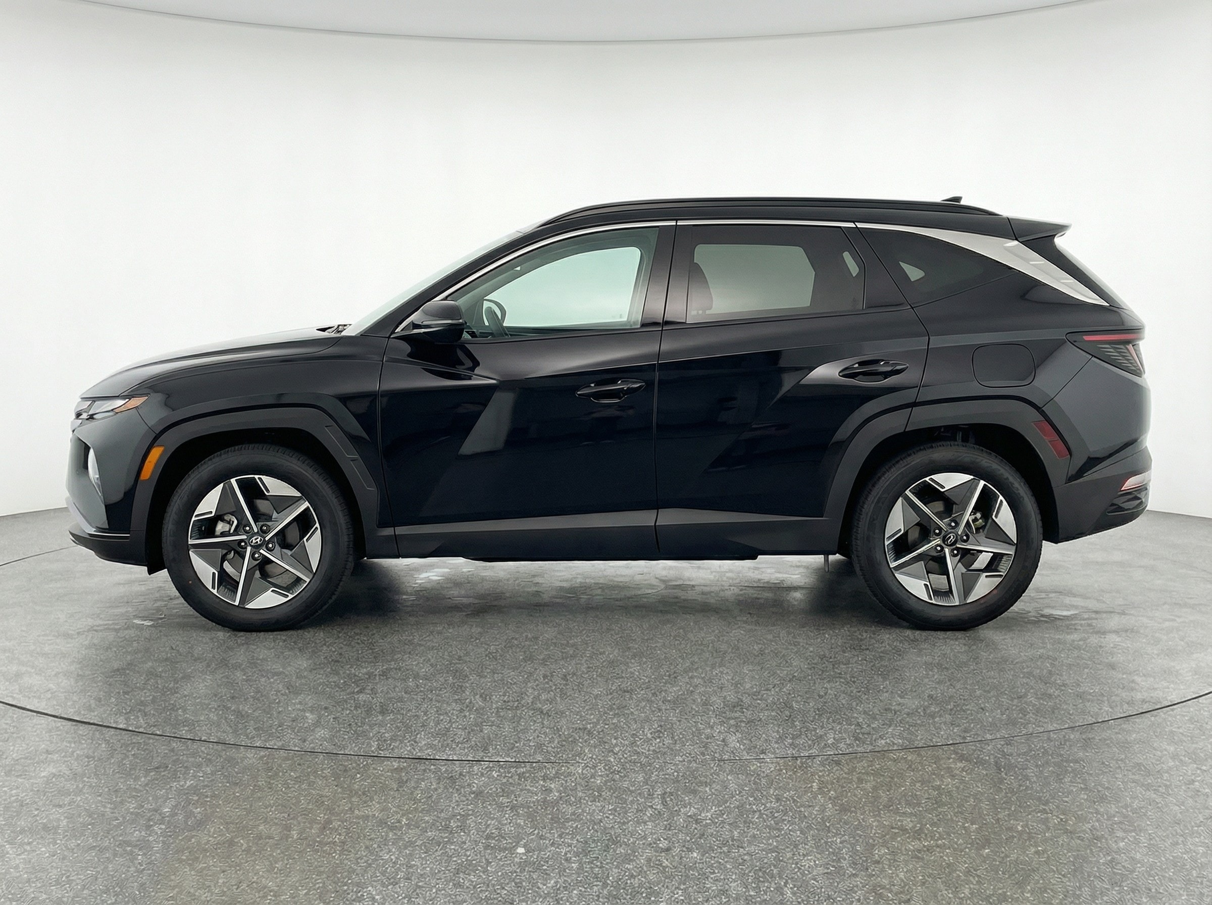 Thumbnail: 2025 Hyundai Tucson - 4